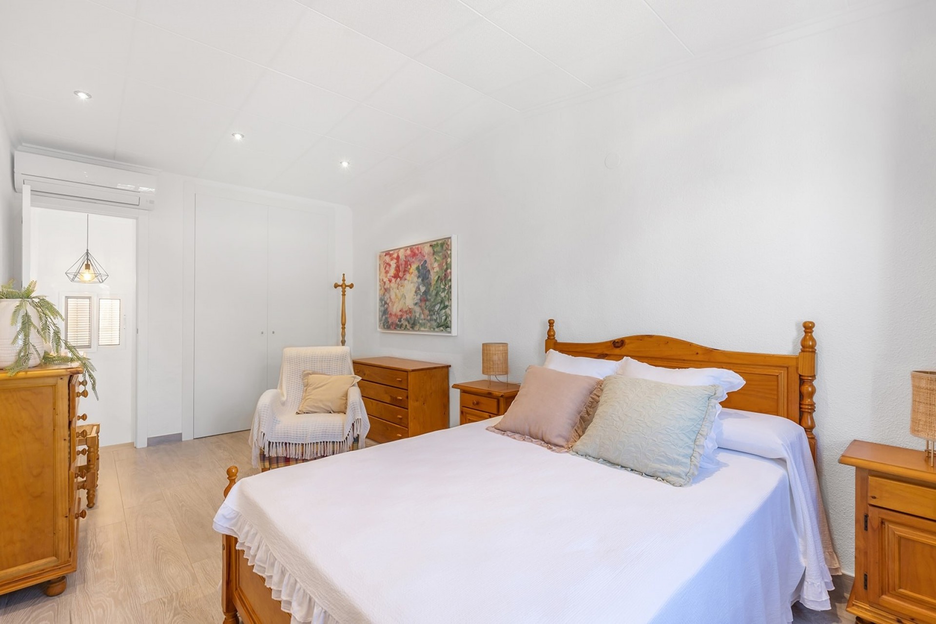 Wiederverkauf - Villa -
Orihuela Costa - Punta Prima