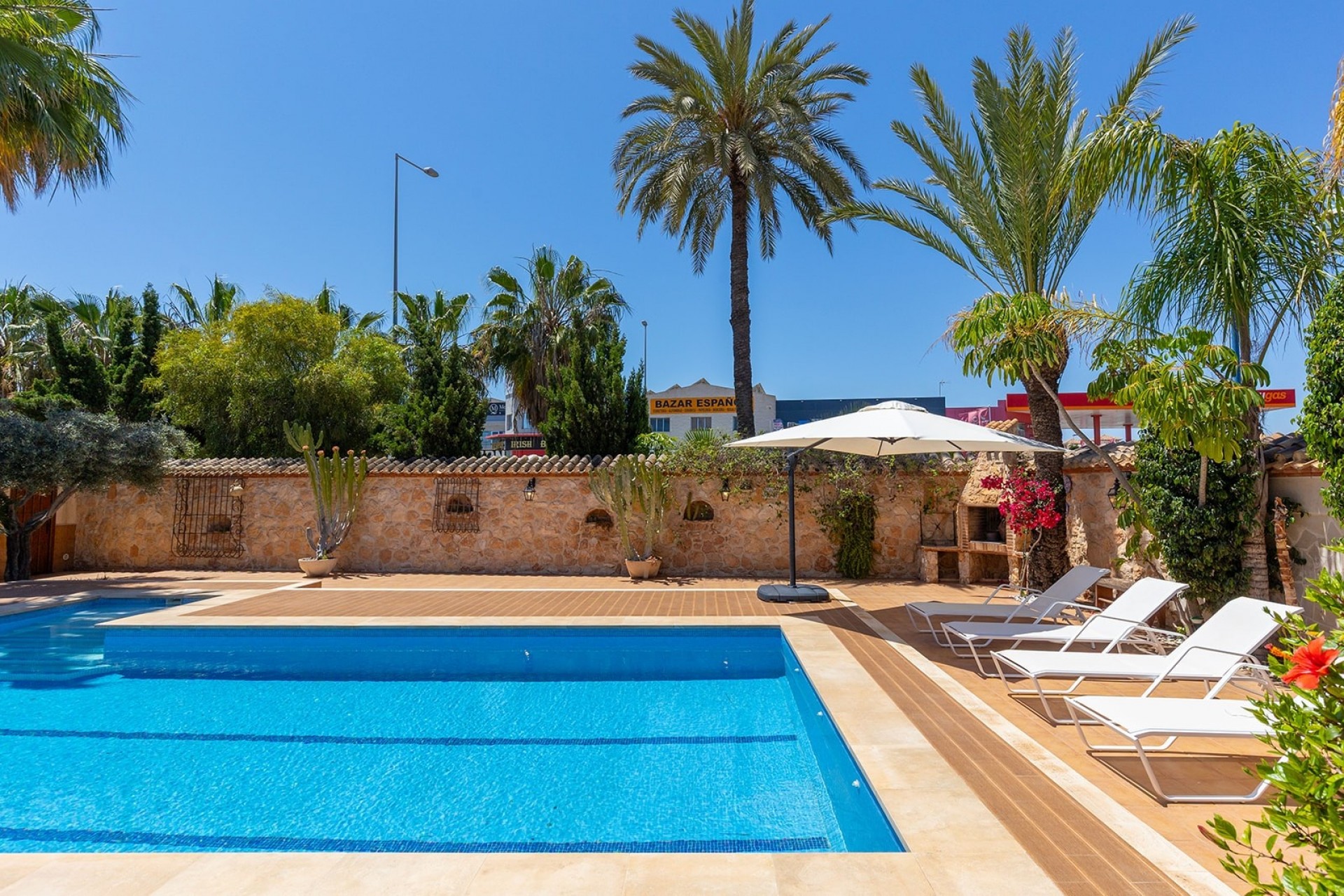 Wiederverkauf - Villa -
Orihuela Costa - Punta Prima