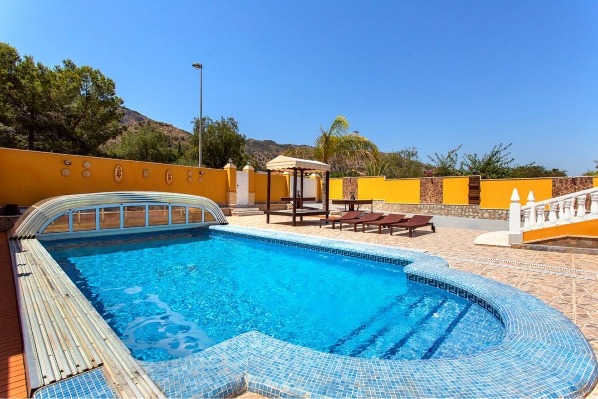 Wiederverkauf - Villa -
Orihuela
