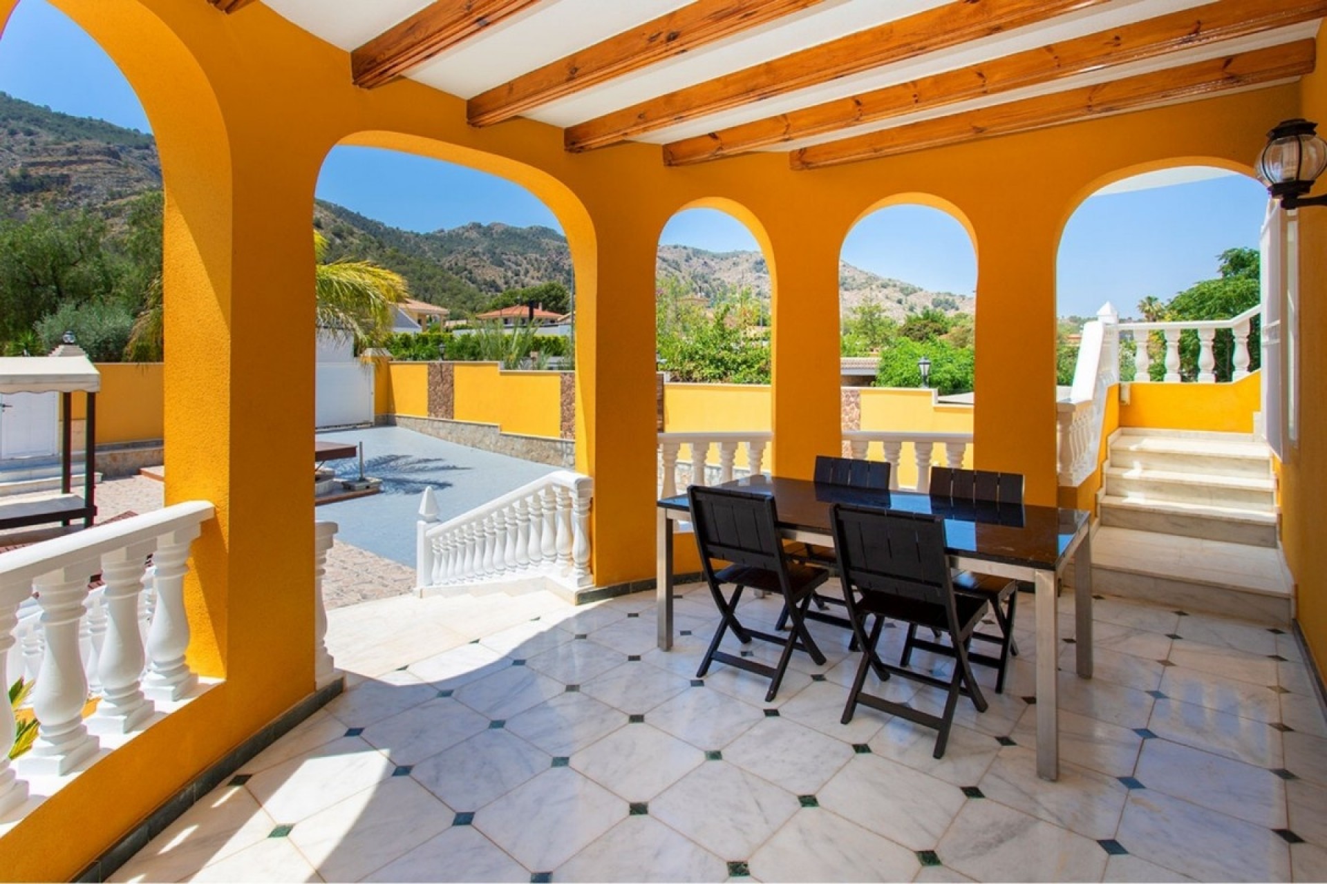 Wiederverkauf - Villa -
Orihuela