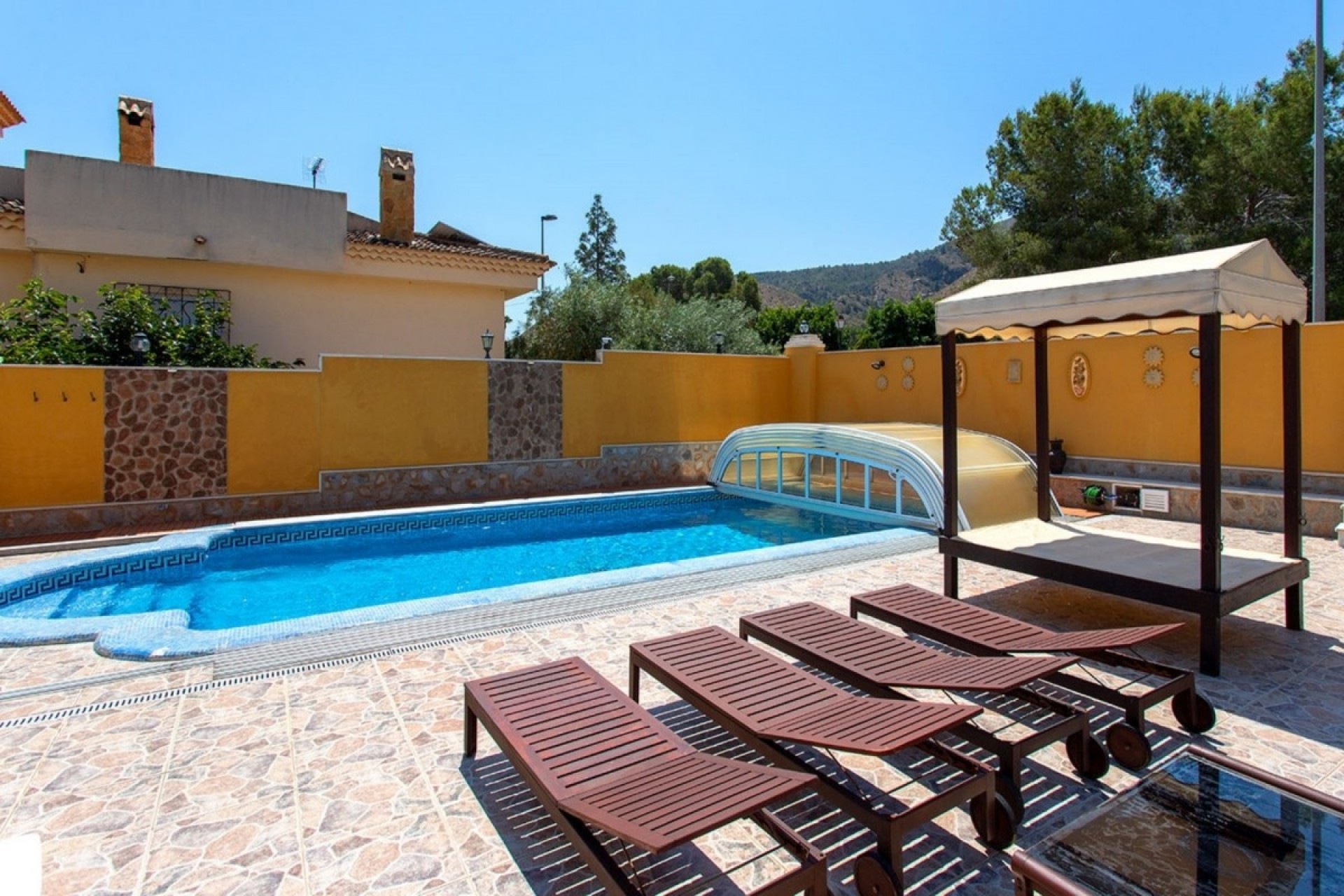 Wiederverkauf - Villa -
Orihuela