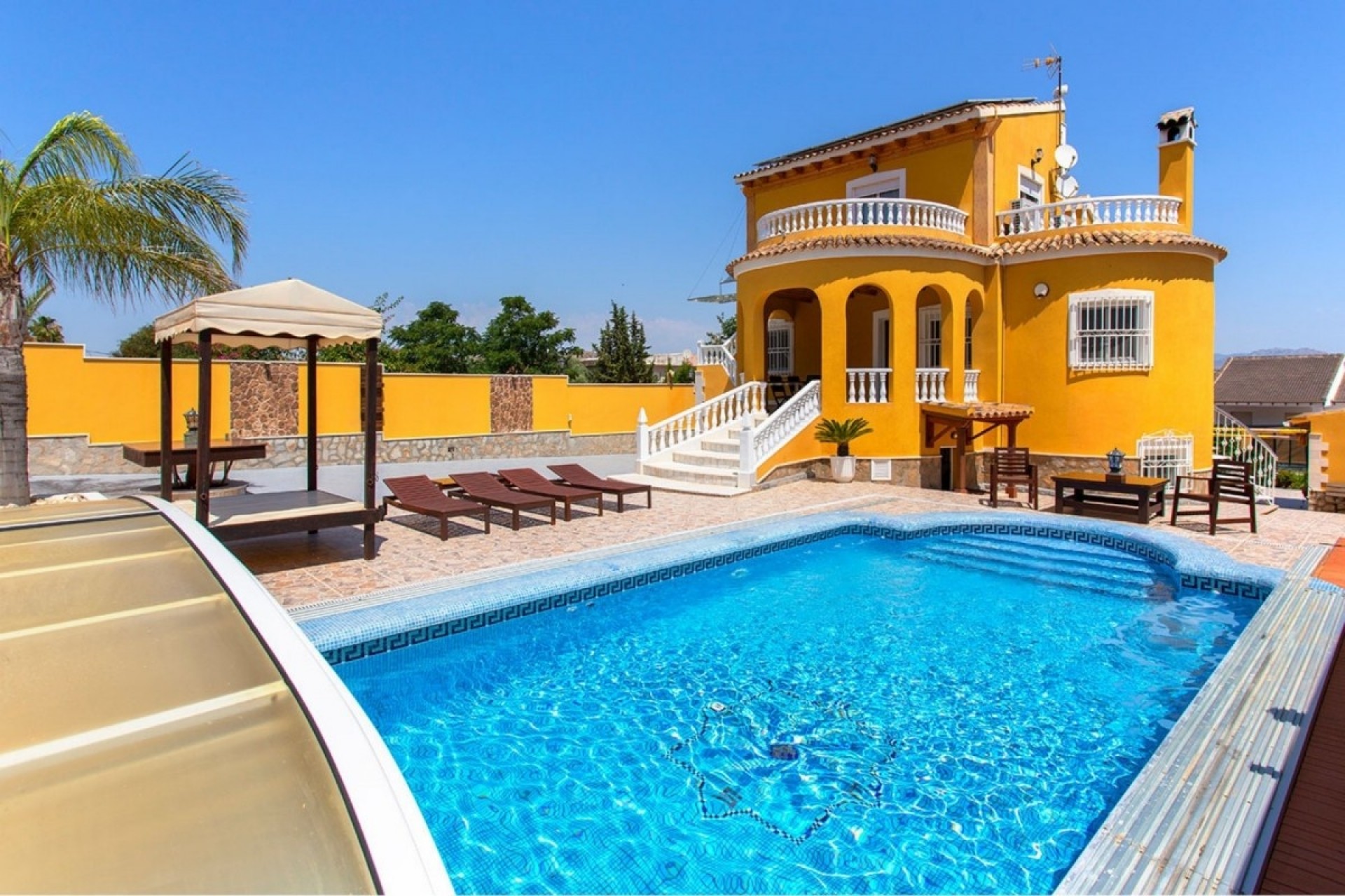 Wiederverkauf - Villa -
Orihuela