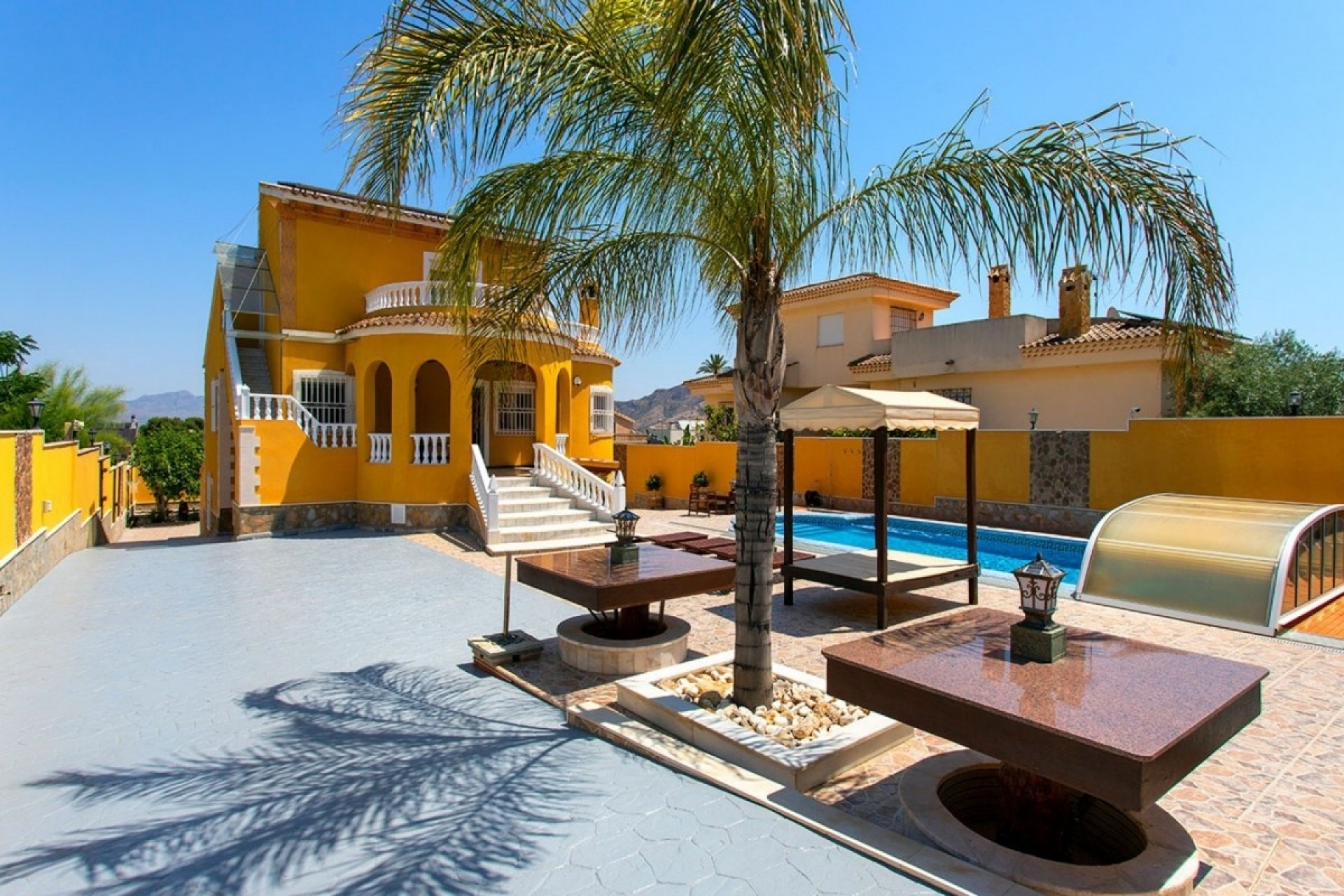Wiederverkauf - Villa -
Orihuela