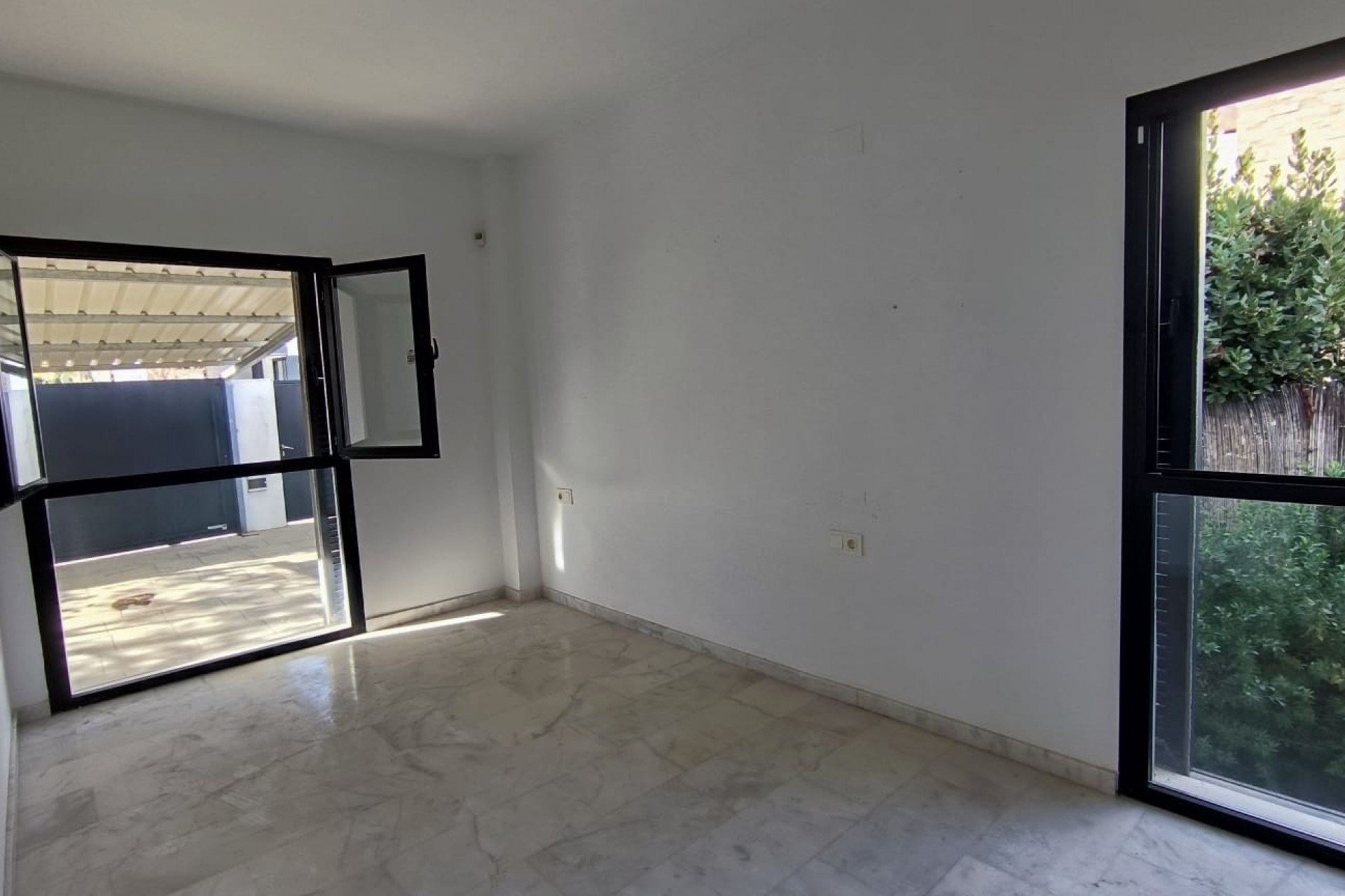 Wiederverkauf - Villa -
Polop