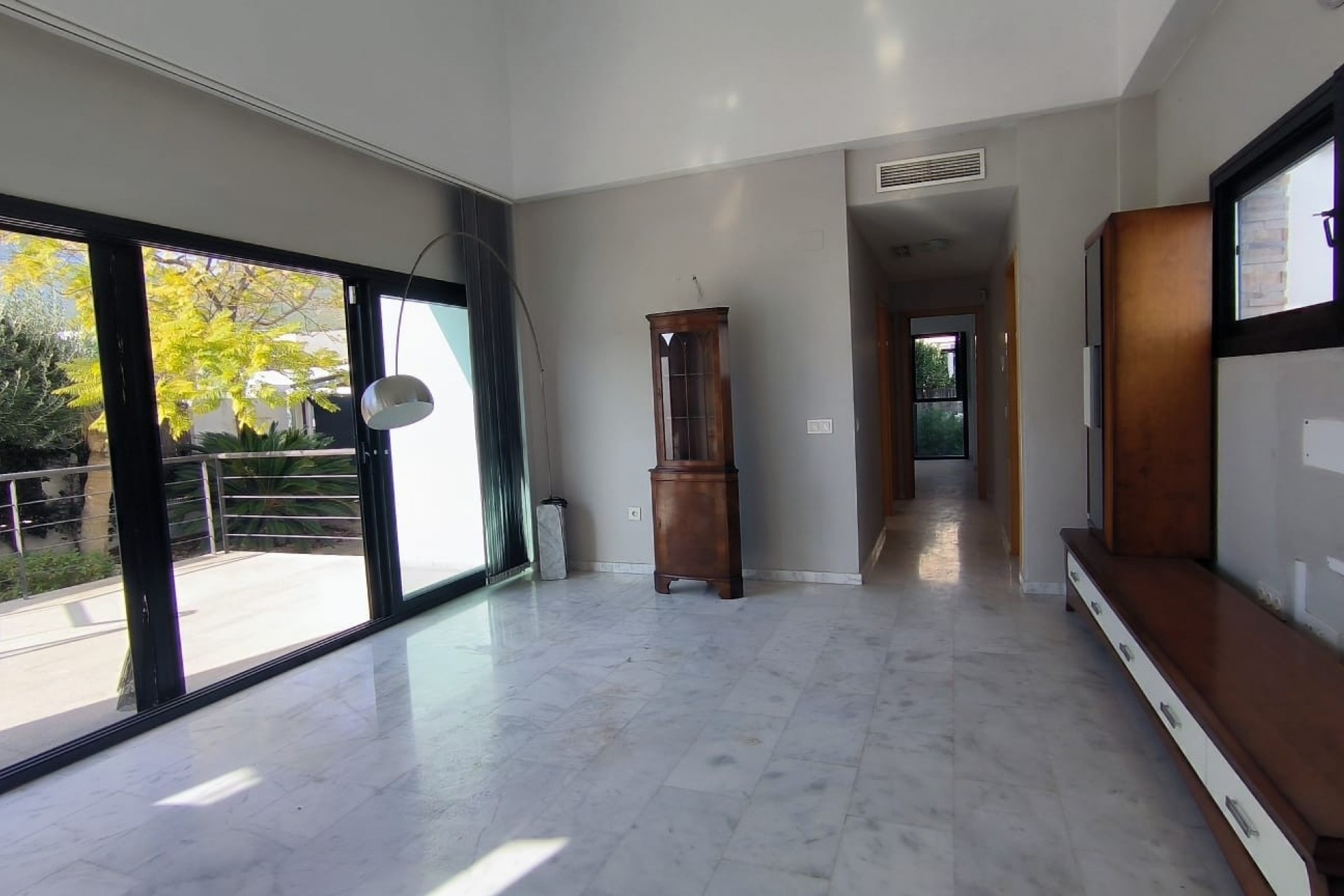 Wiederverkauf - Villa -
Polop