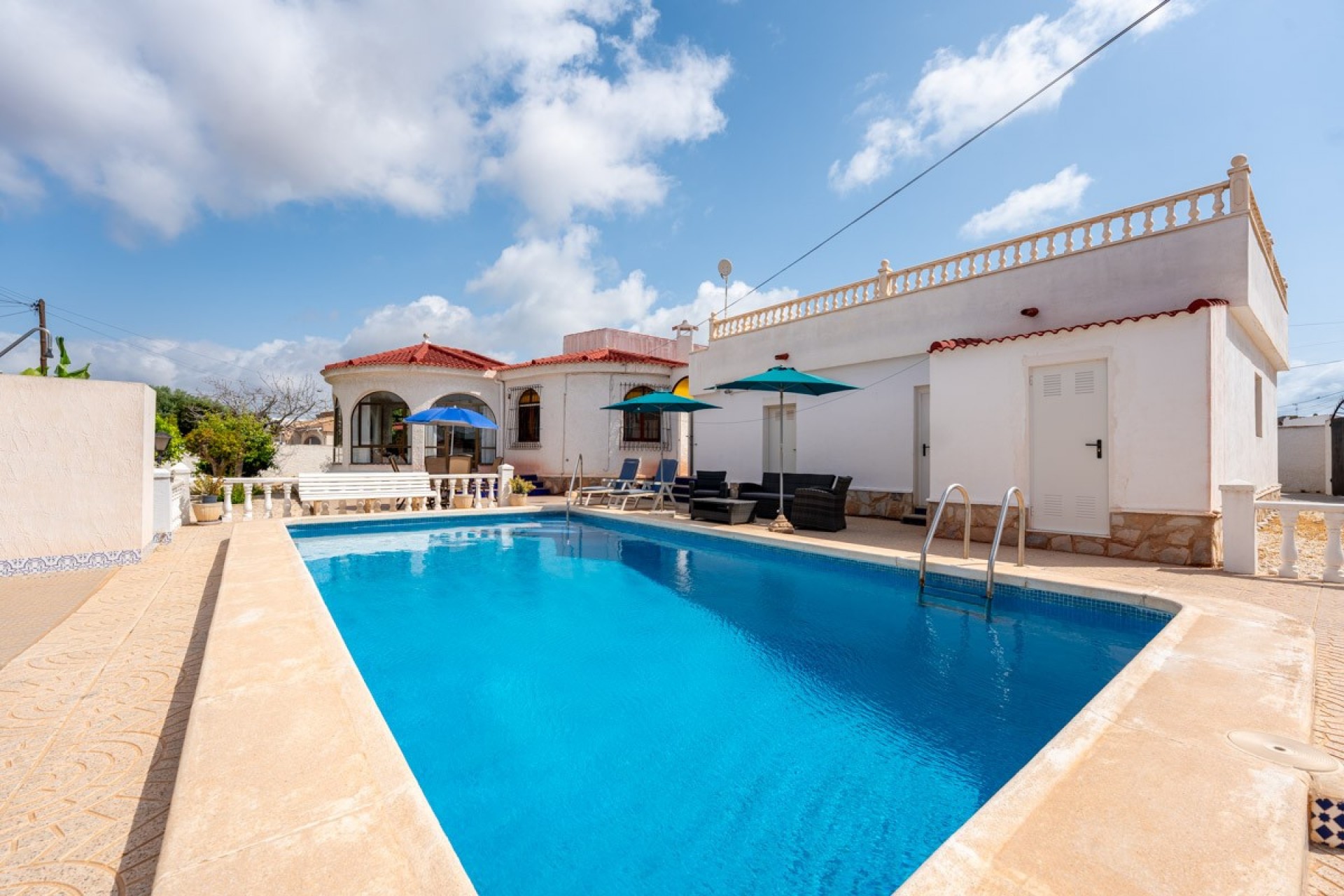 Wiederverkauf - Villa -
Torrevieja - La Siesta - El Salado -  Torreta