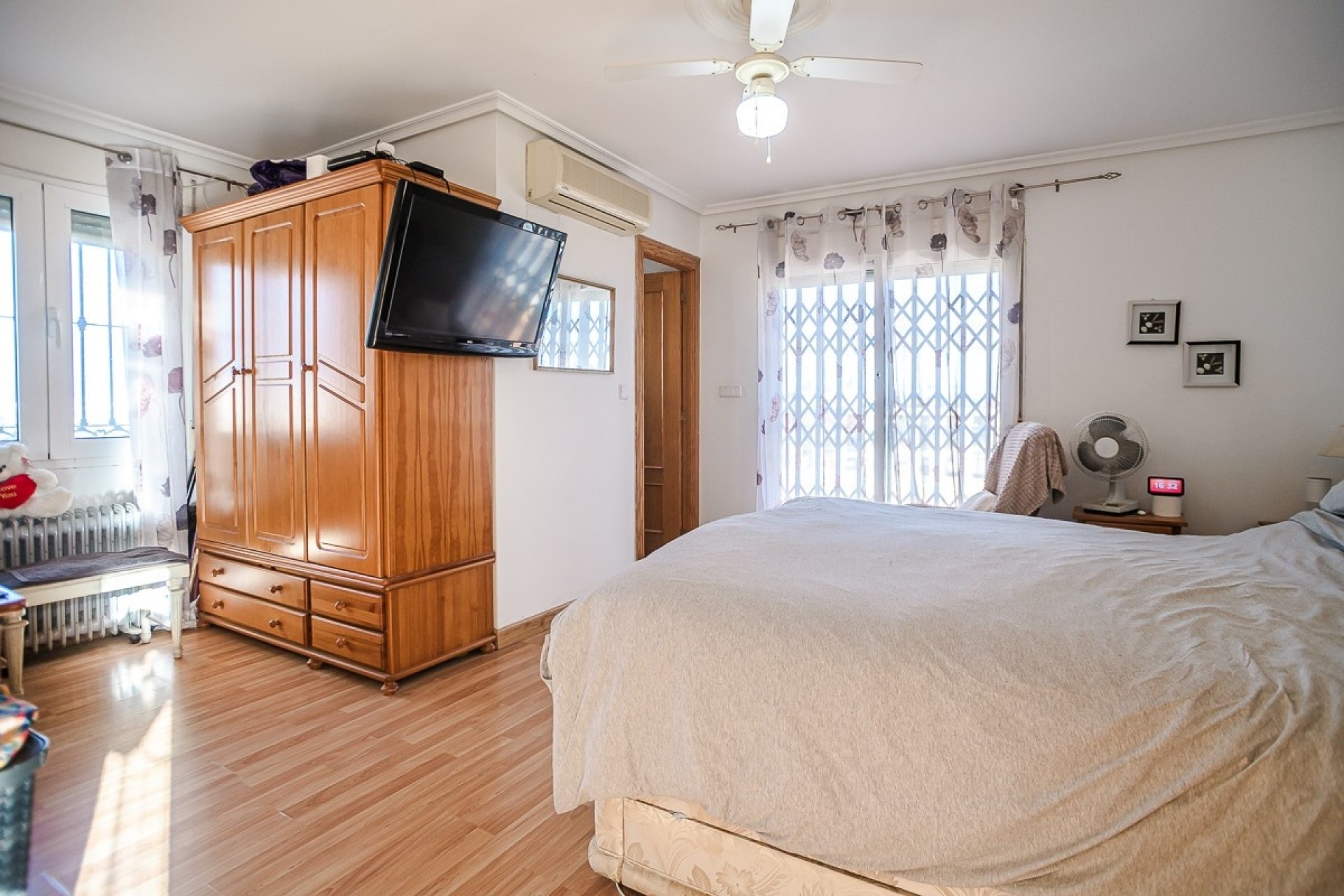Wiederverkauf - Villa -
TORREVIEJA - LOS BALCONES - LOS ALTOS
