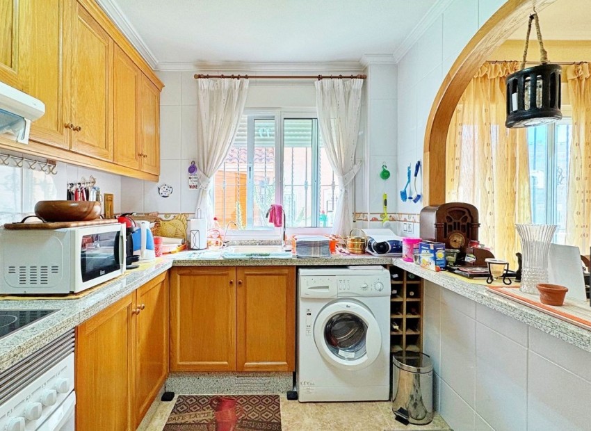 Wiederverkauf -  -
Villamartin