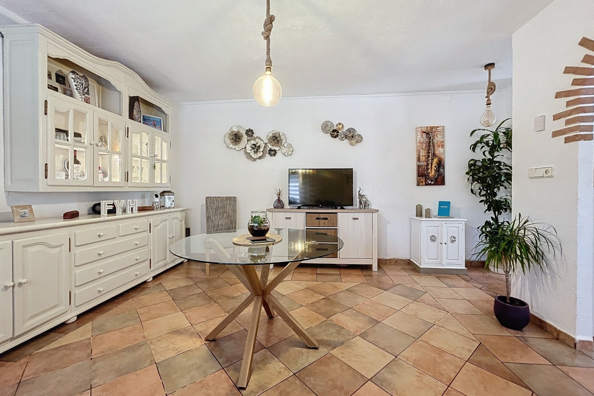 Wiederverkauf - Wohnung -
Albir