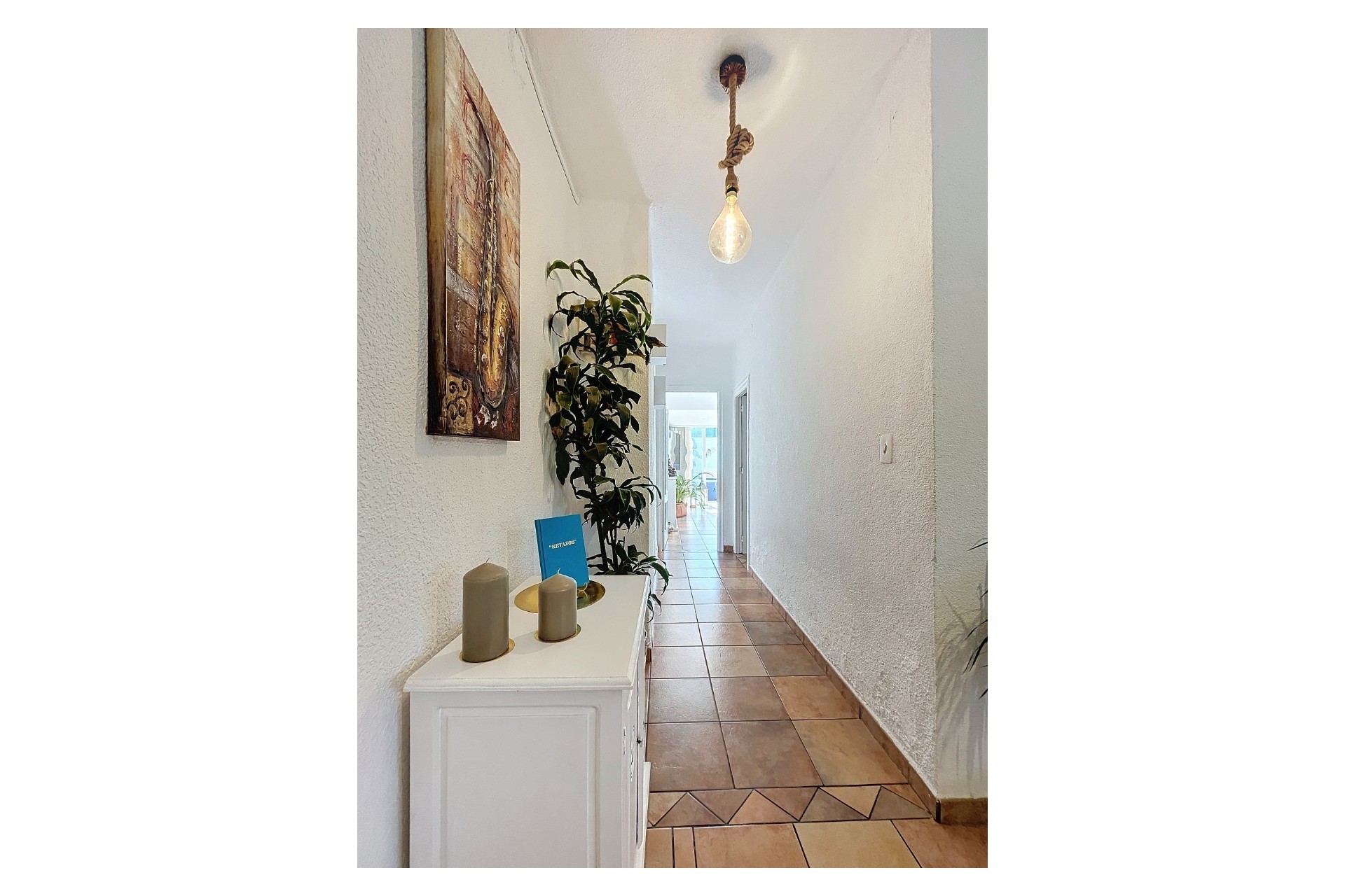 Wiederverkauf - Wohnung -
Albir