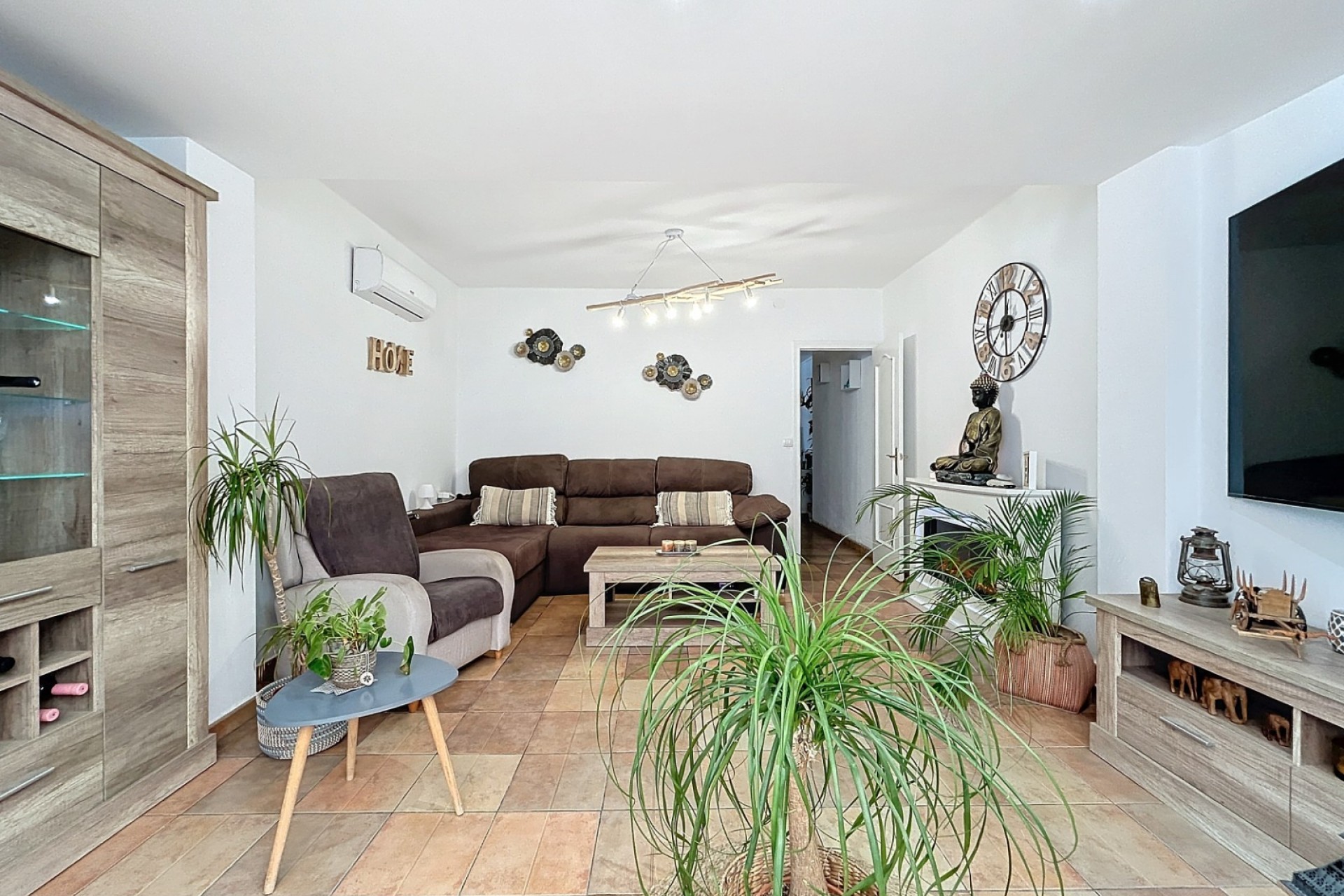 Wiederverkauf - Wohnung -
Albir
