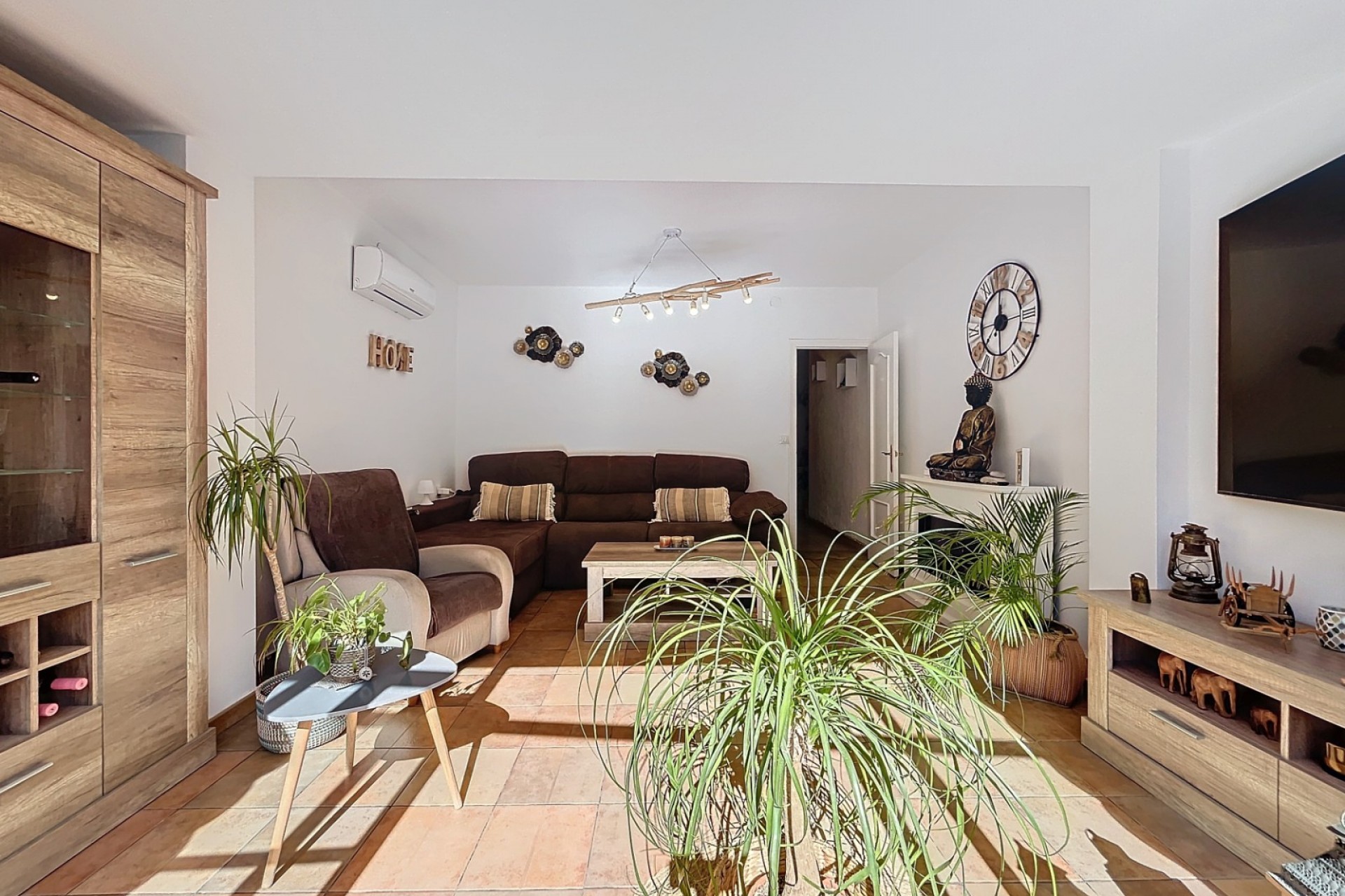 Wiederverkauf - Wohnung -
Albir