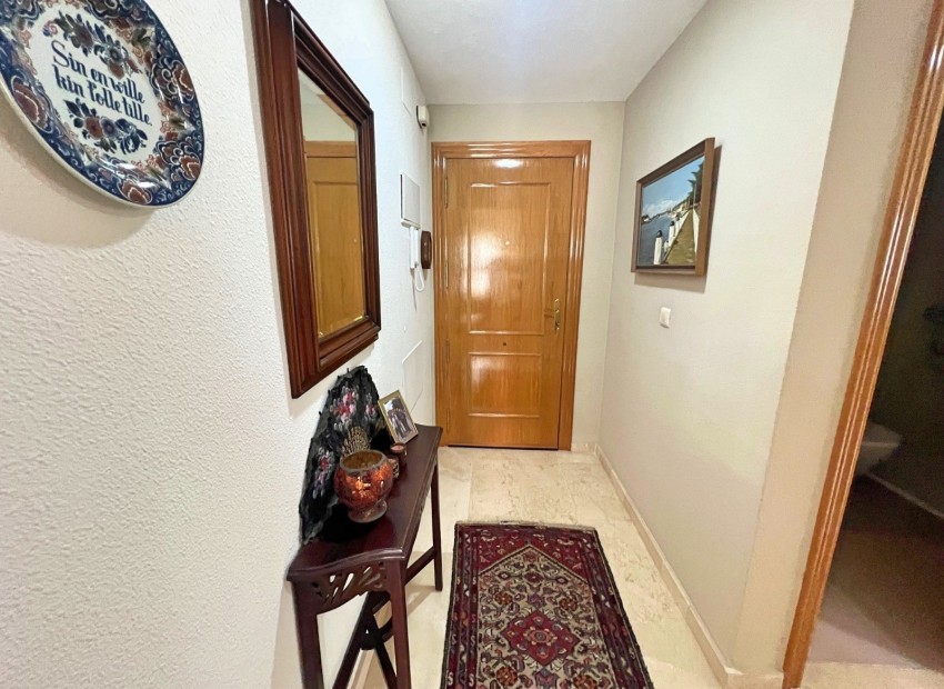 Wiederverkauf - Wohnung -
Albir