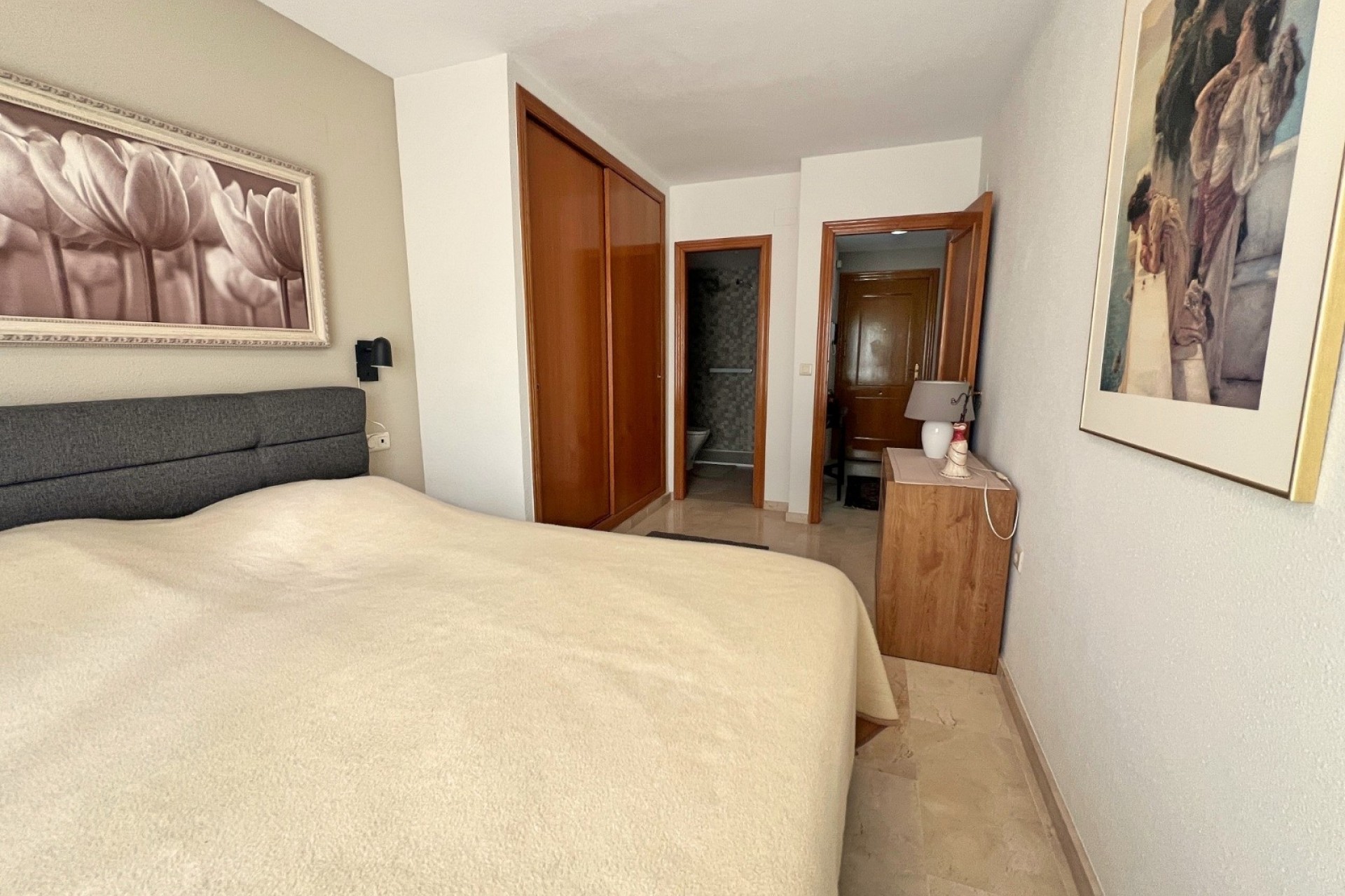 Wiederverkauf - Wohnung -
Albir