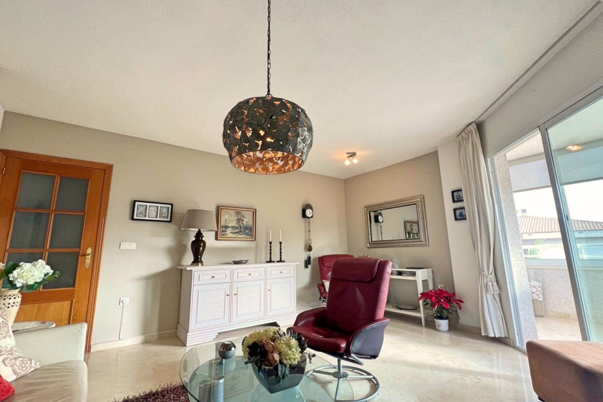 Wiederverkauf - Wohnung -
Albir