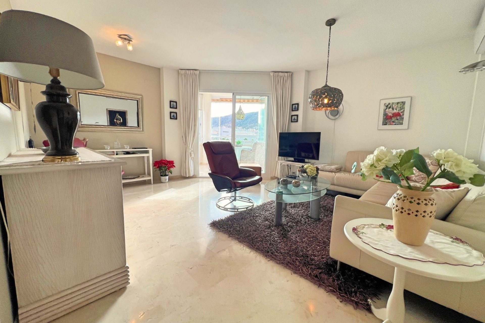 Wiederverkauf - Wohnung -
Albir