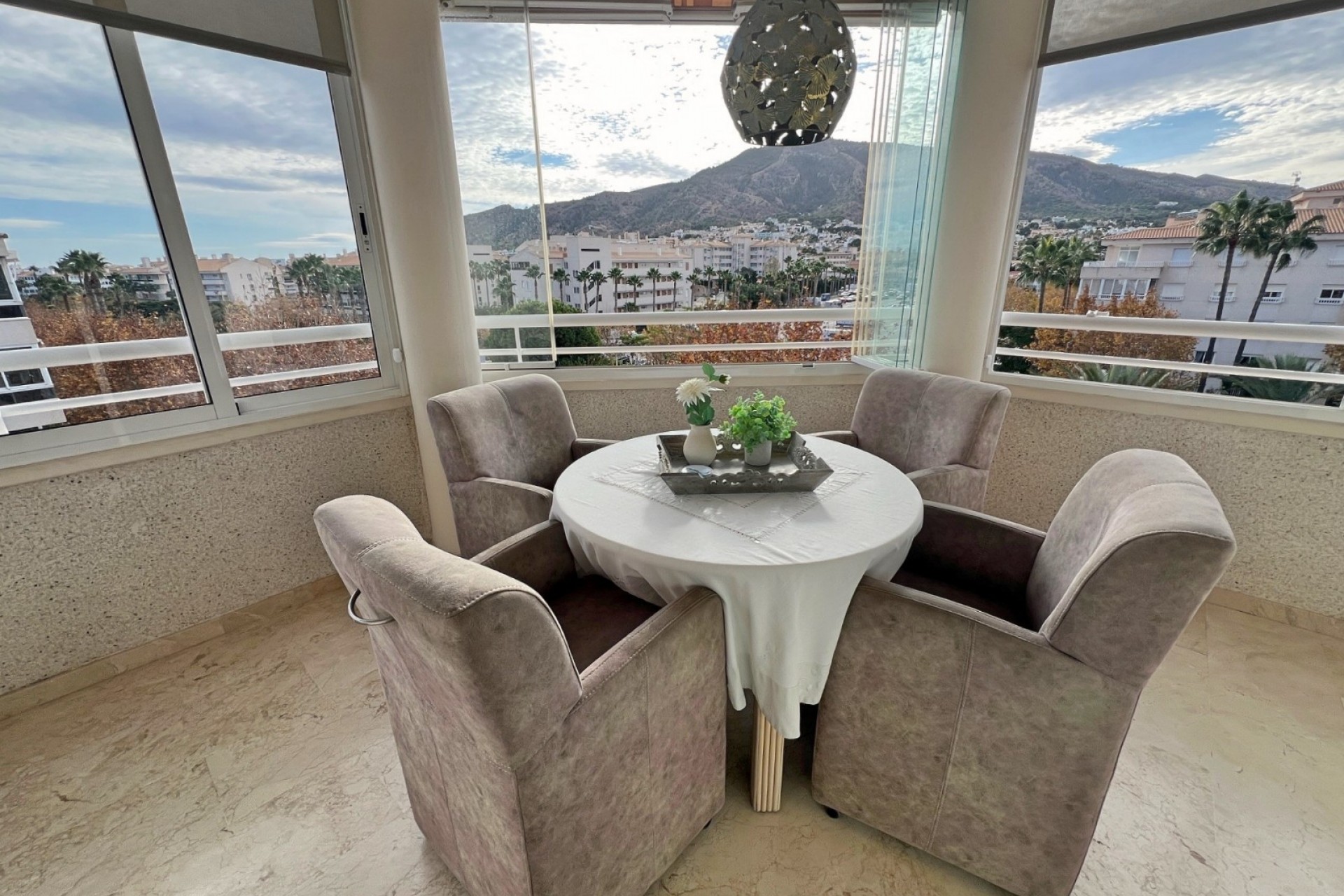 Wiederverkauf - Wohnung -
Albir