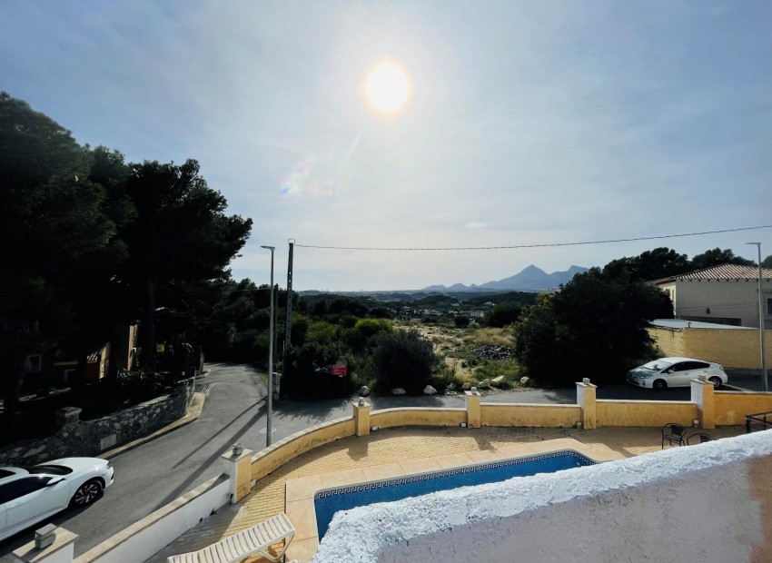 Wiederverkauf - Wohnung -
Altea la Vella