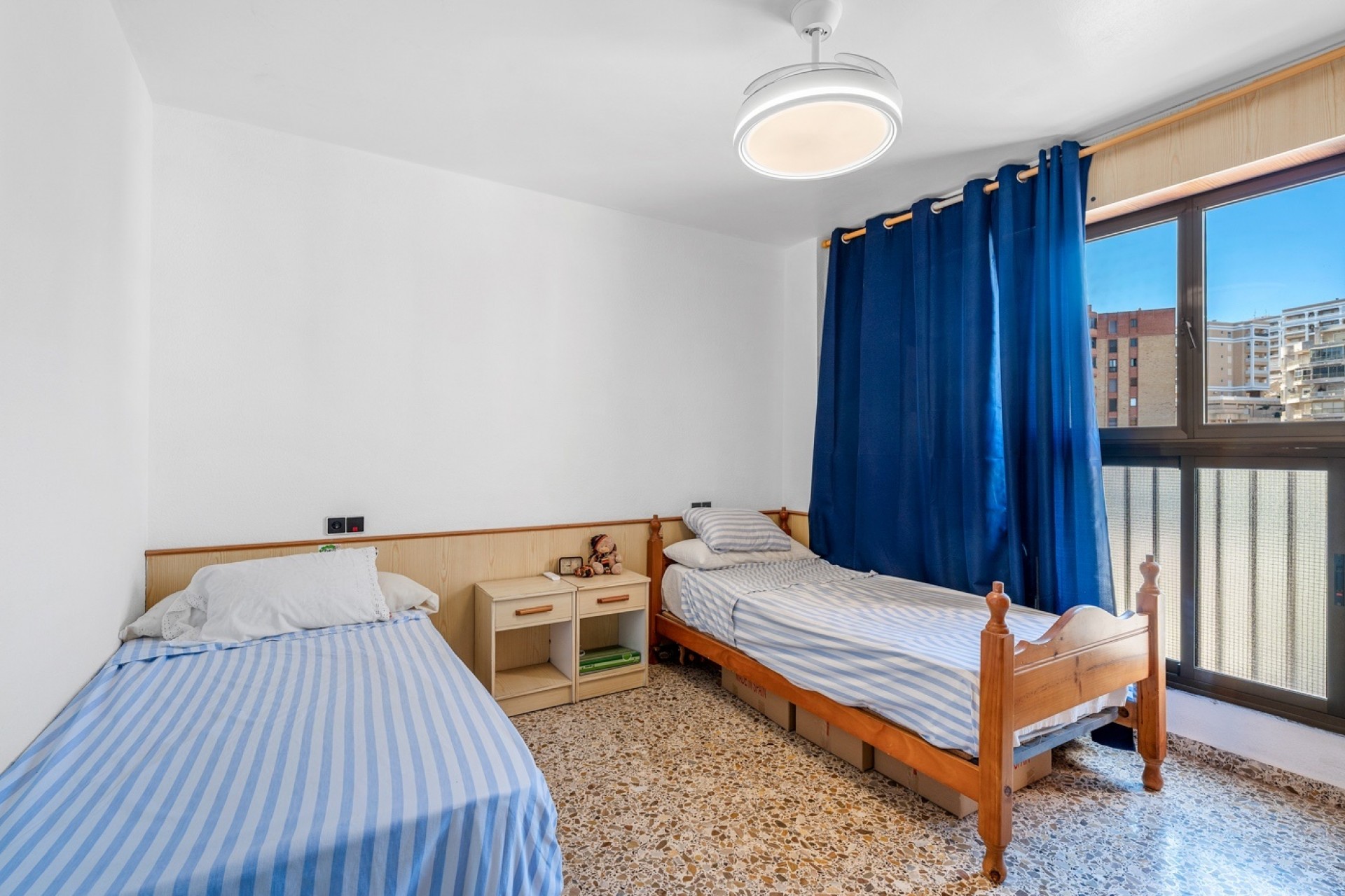Wiederverkauf - Wohnung -
Arenales del Sol - Segunda linea playa