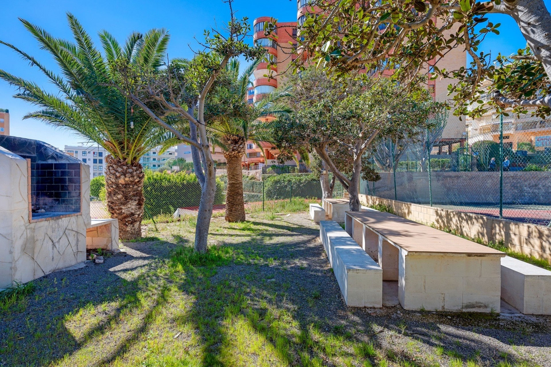 Wiederverkauf - Wohnung -
Arenales del Sol - Segunda linea playa