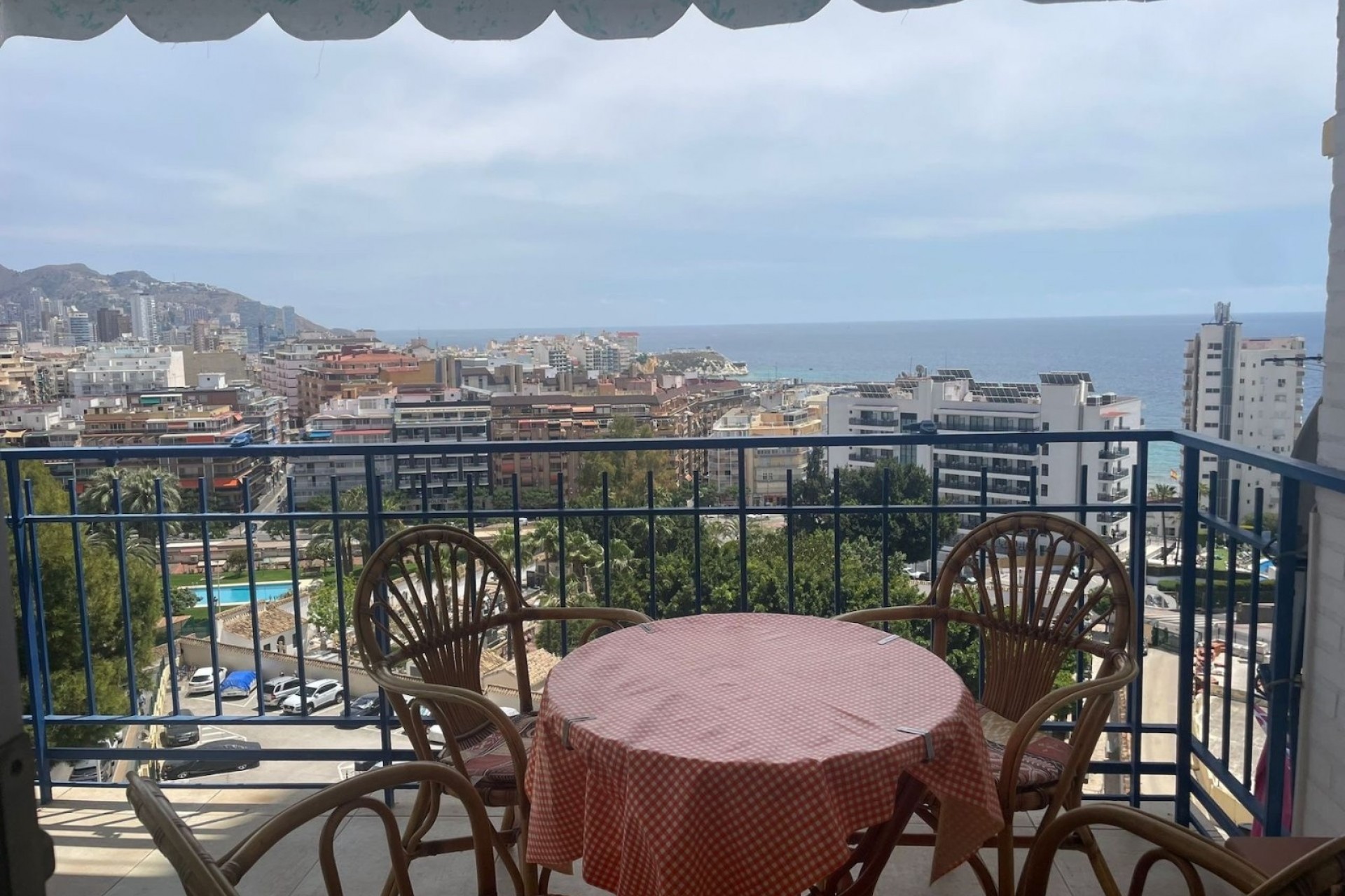 Wiederverkauf - Wohnung -
Benidorm - Playa Poniente