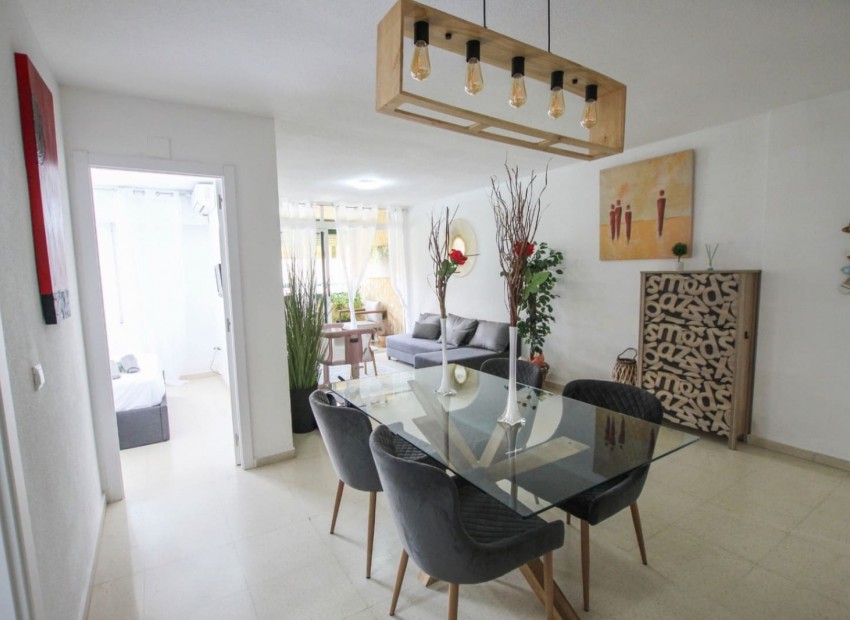Wiederverkauf - Wohnung -
Benidorm - Playa Poniente