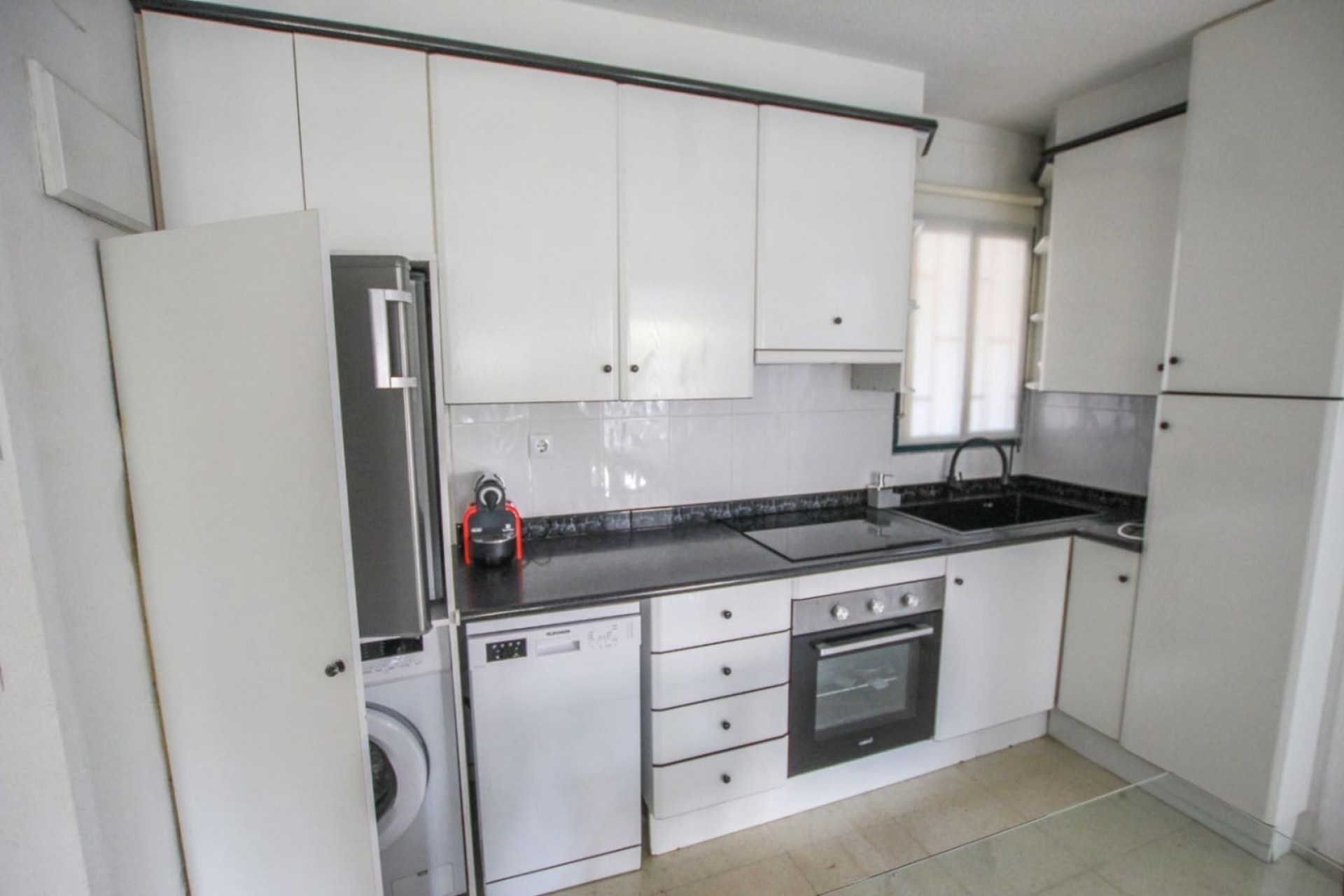 Wiederverkauf - Wohnung -
Benidorm - Playa Poniente