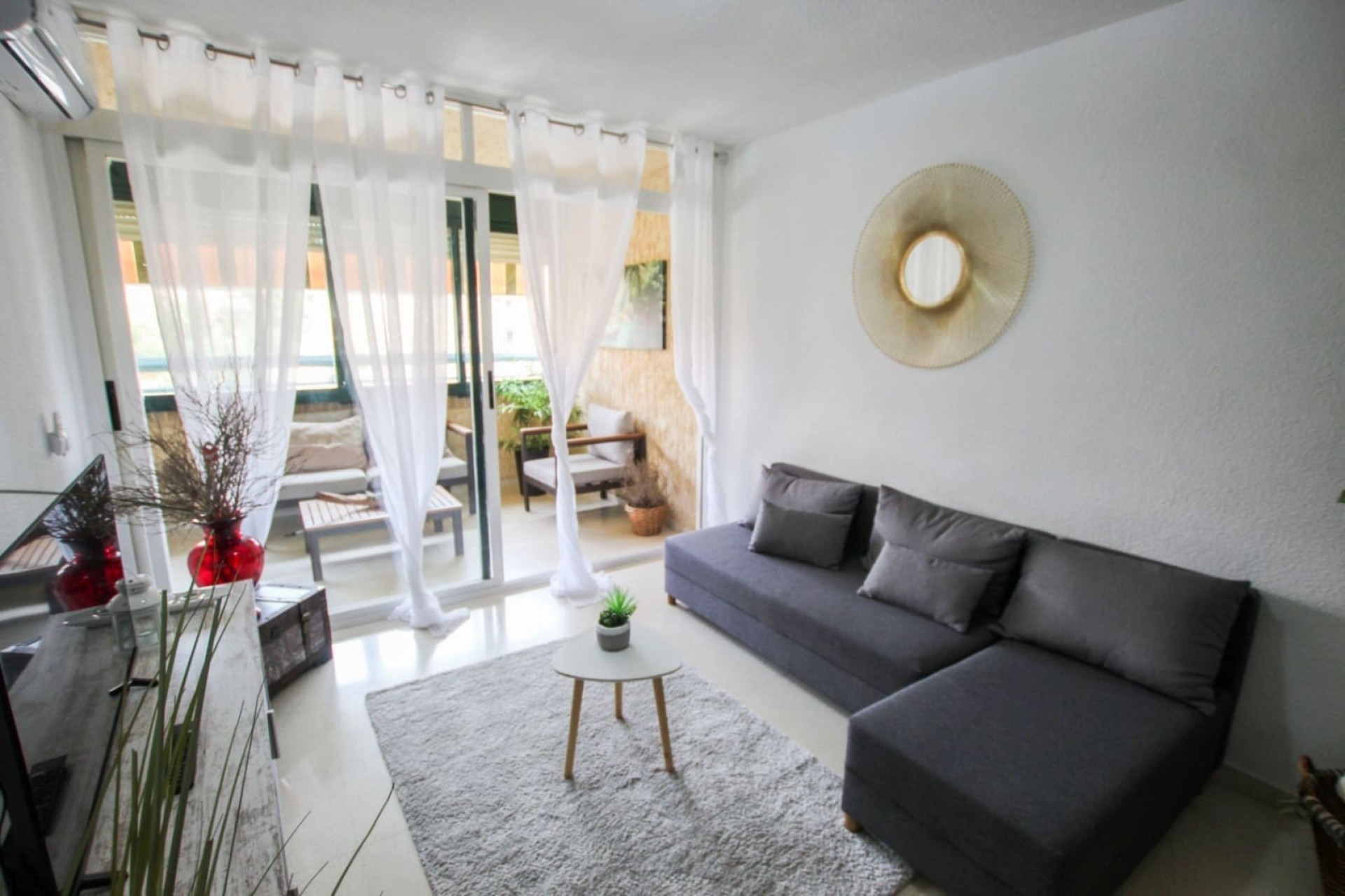 Wiederverkauf - Wohnung -
Benidorm - Playa Poniente