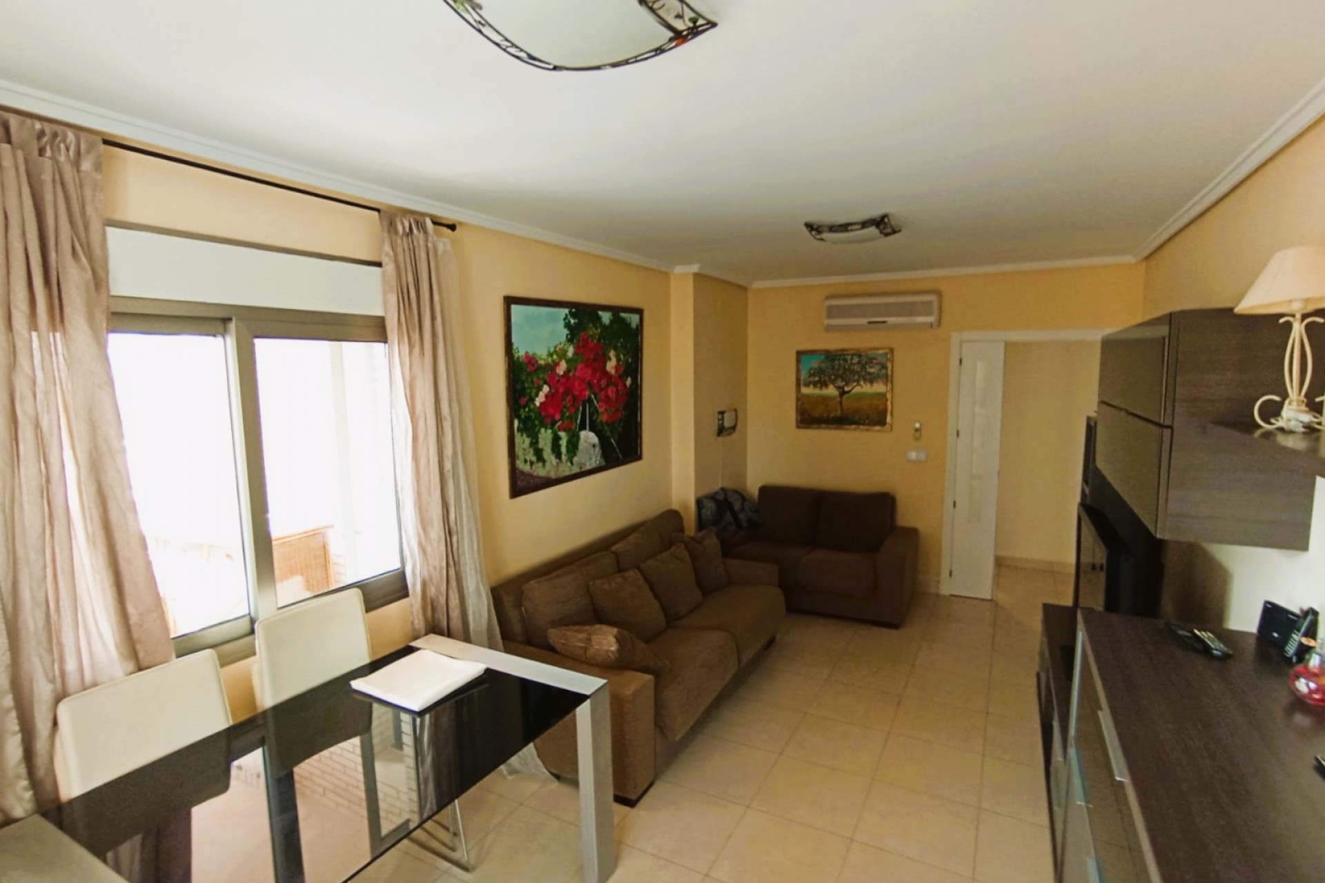 Wiederverkauf - Wohnung -
Calpe