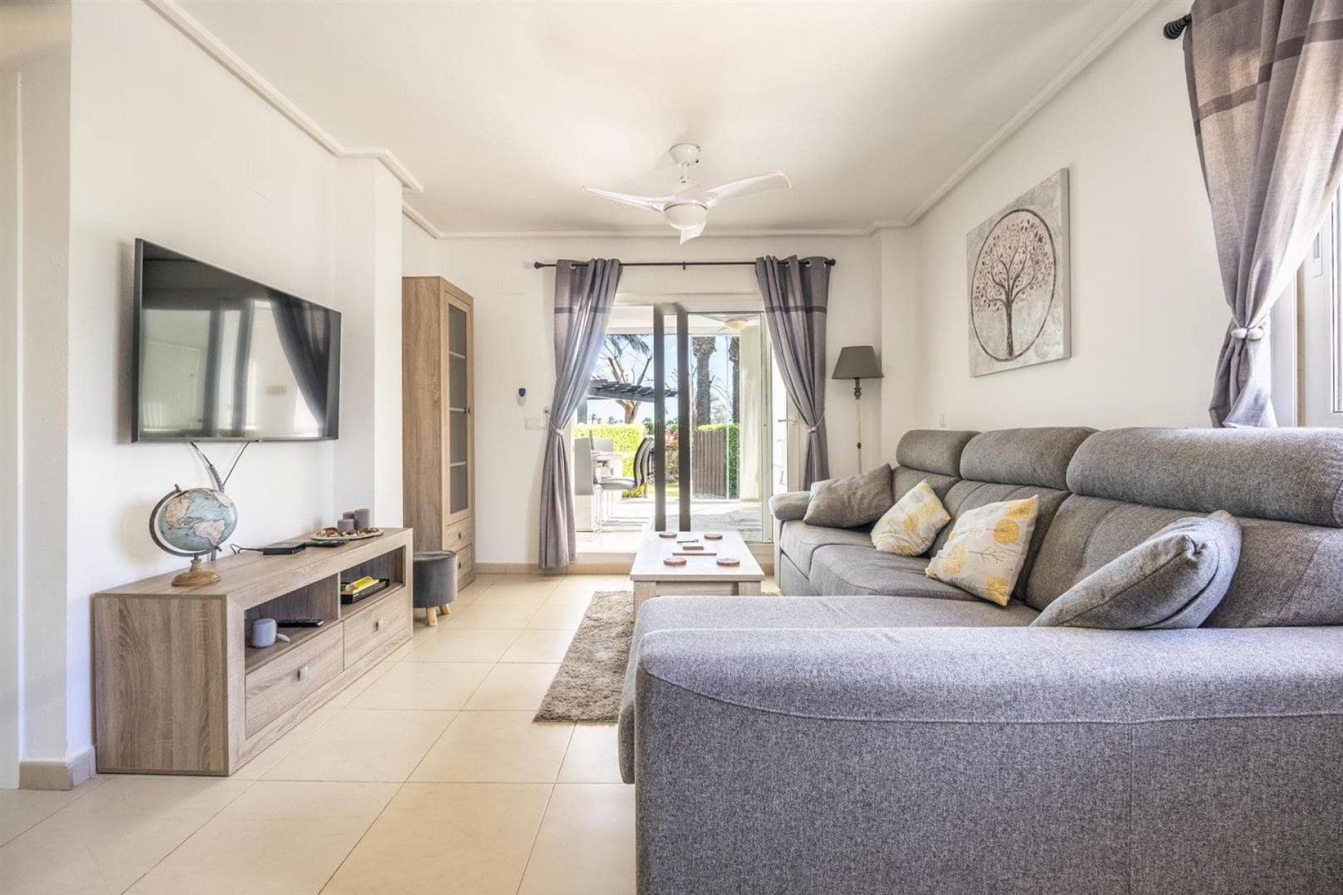 Wiederverkauf - Wohnung -
La Torre Golf Resort