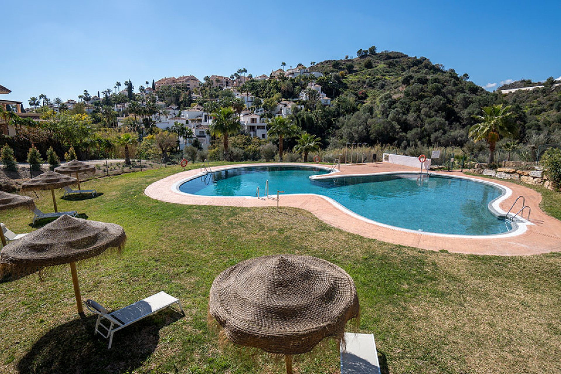 Wiederverkauf - Wohnung -
Marbella