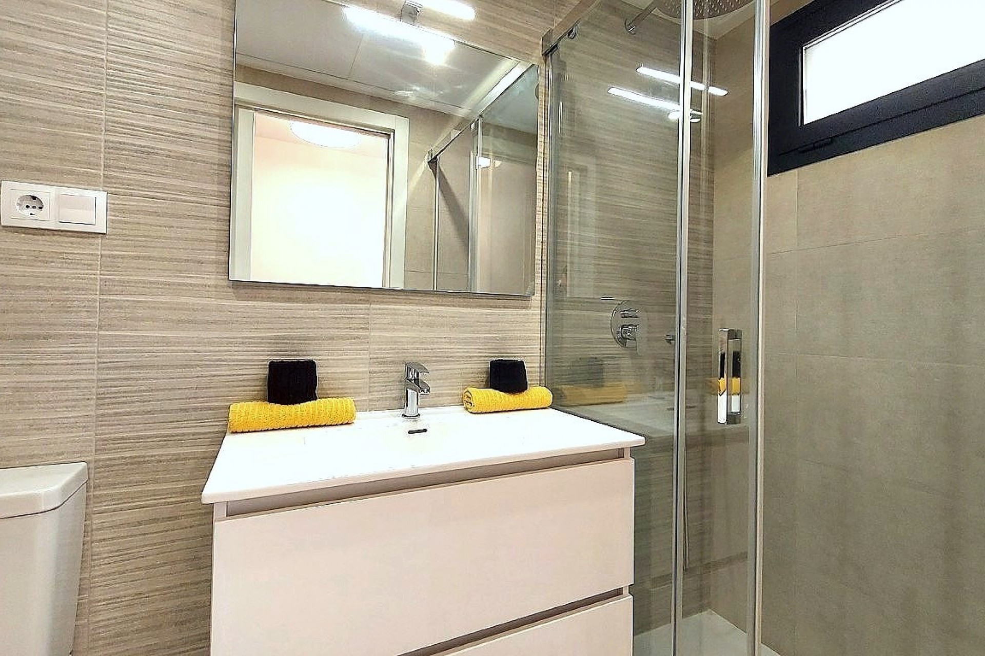 Wiederverkauf - Wohnung -
ORIHUELA COSTA - VILLAMARTÍN