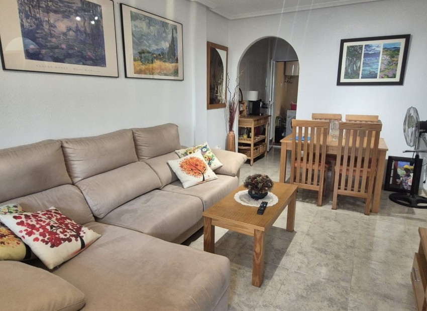 Wiederverkauf - Wohnung -
ORIHUELA - La Matanza