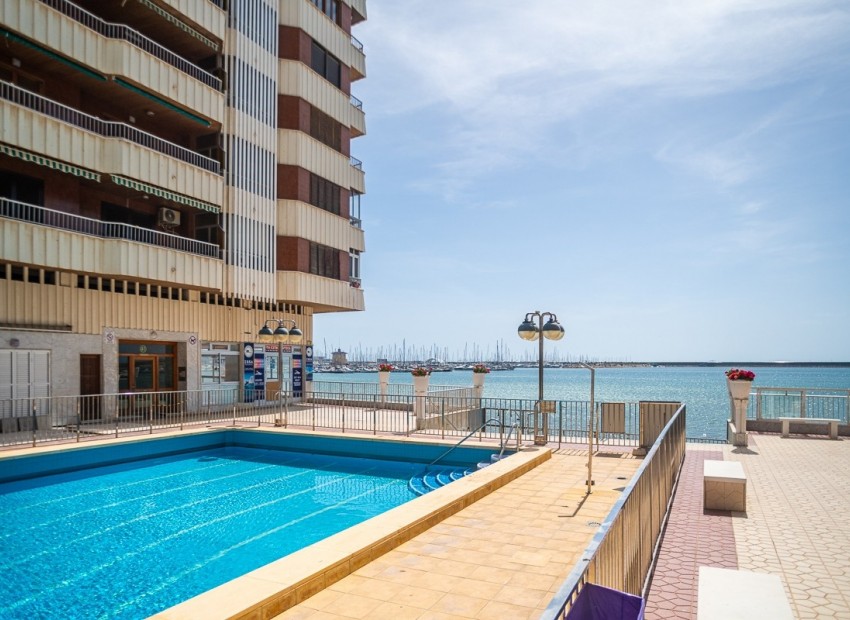 Wiederverkauf - Wohnung -
TORREVIEJA - Acequion