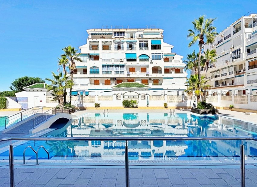 Wiederverkauf - Wohnung -
Torrevieja - La Mata