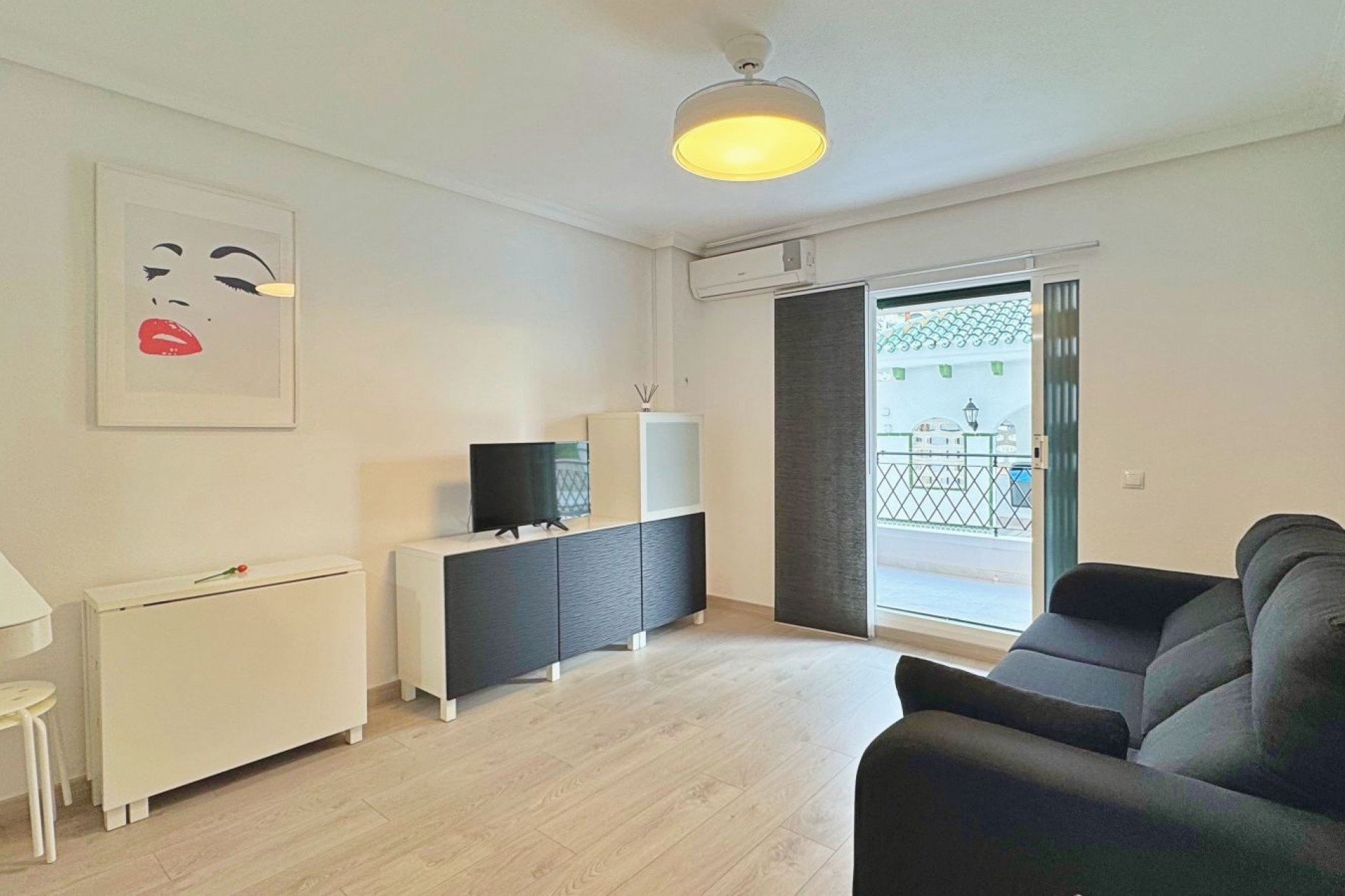 Wiederverkauf - Wohnung -
Torrevieja - La Mata
