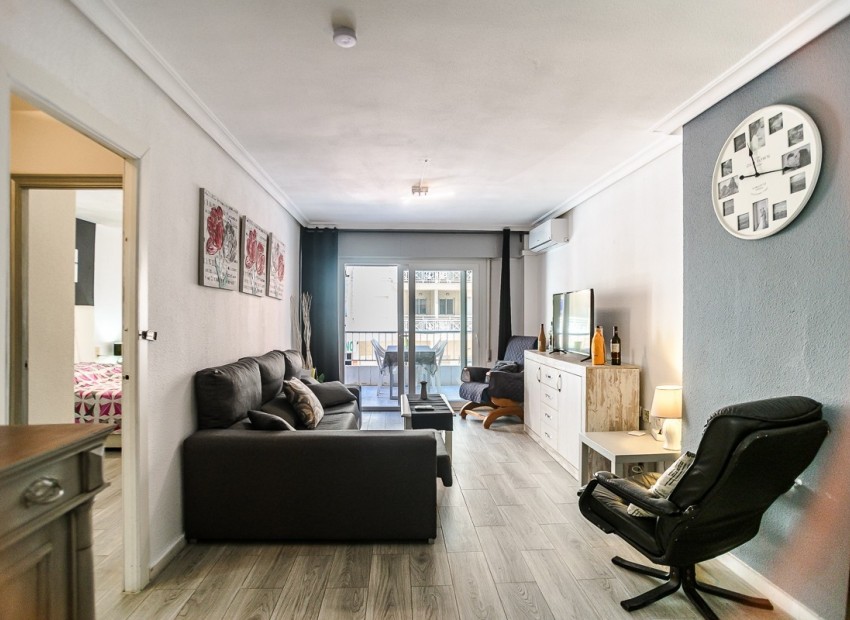 Wiederverkauf - Wohnung -
TORREVIEJA - Torrevieja