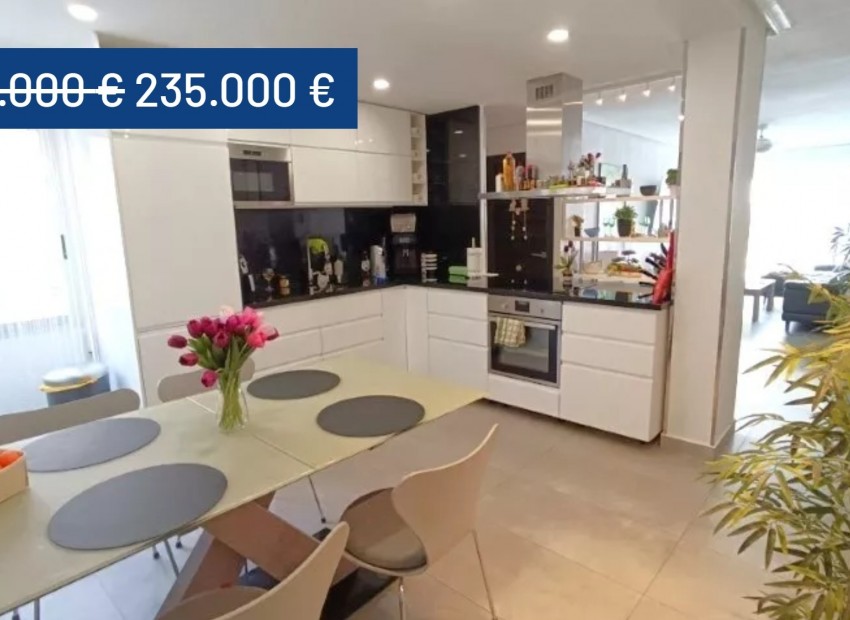 Wiederverkauf - Wohnung -
Torrevieja