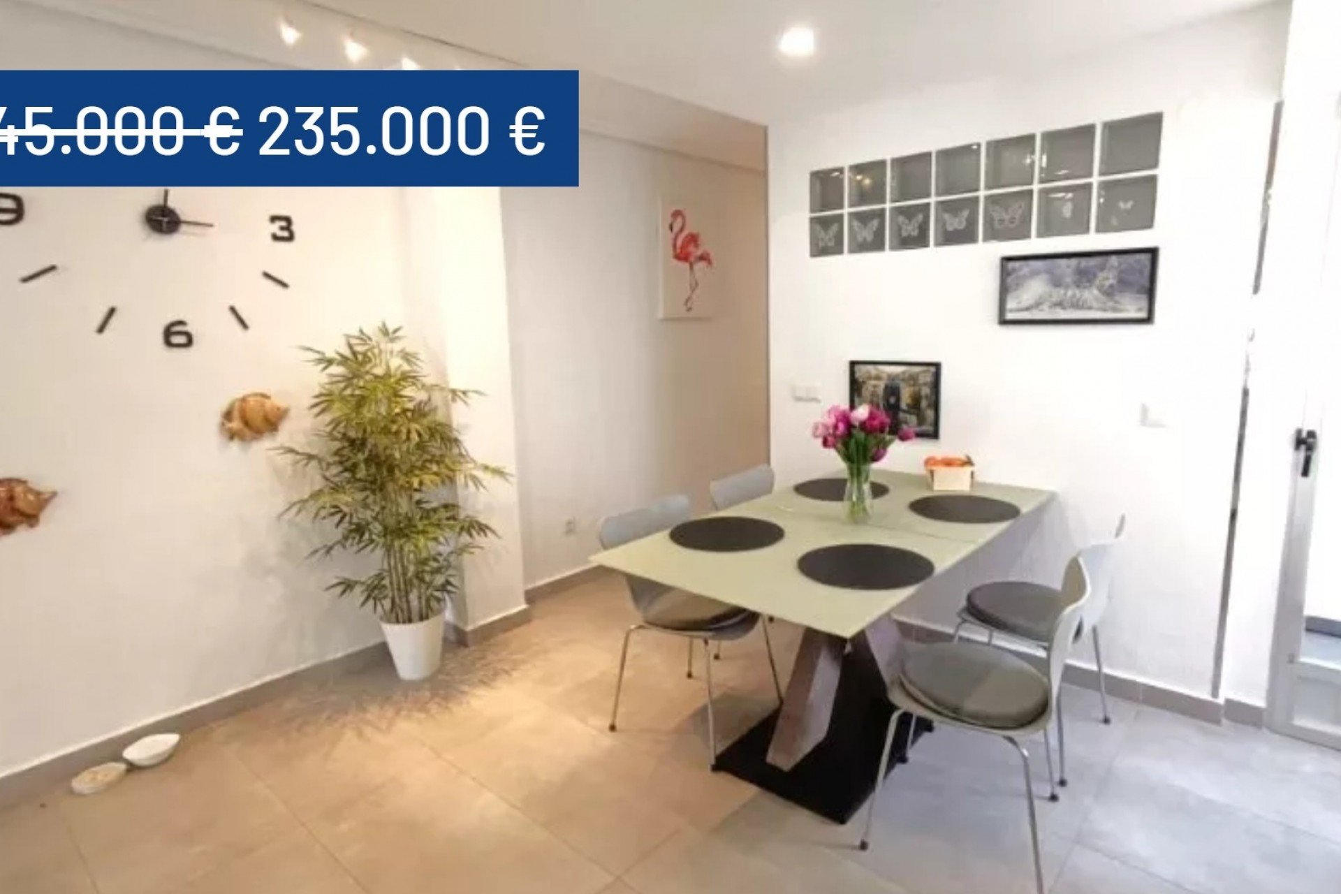 Wiederverkauf - Wohnung -
Torrevieja