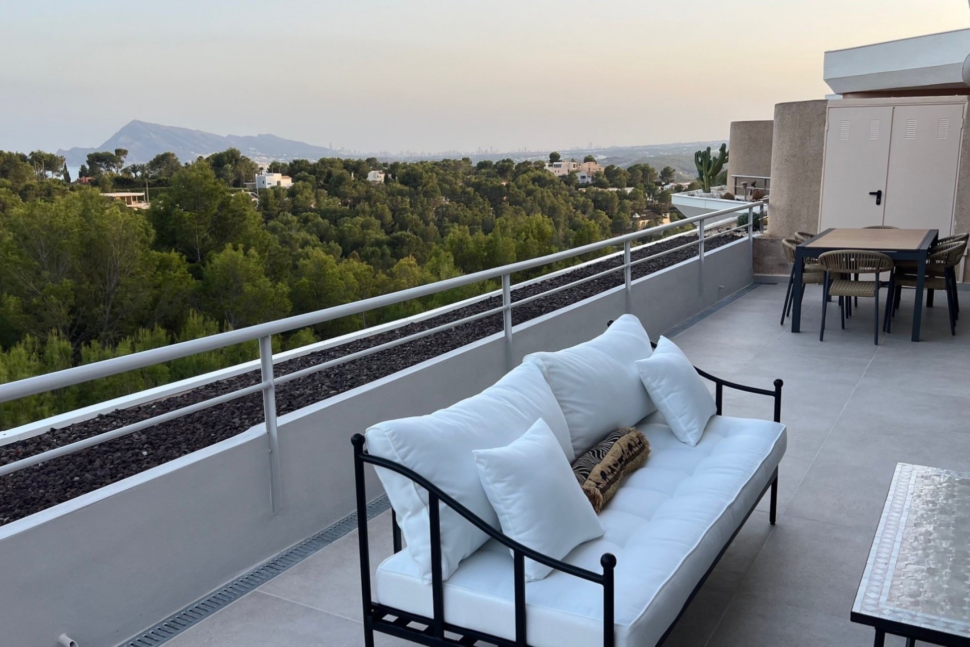 Wynajem długoterminowy - Apartament -
Altea