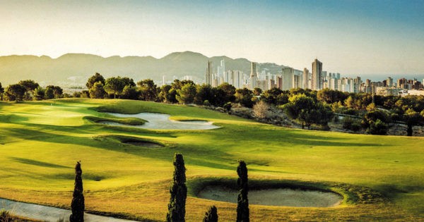 6 najlepszych ośrodków golfowych do zamieszkania lub inwestowania na Costa Blanca i Costa Calida 6 najlepszych ośrodków golfowych do zamieszkania lub inwestowania na Costa Blanca i Costa Calida