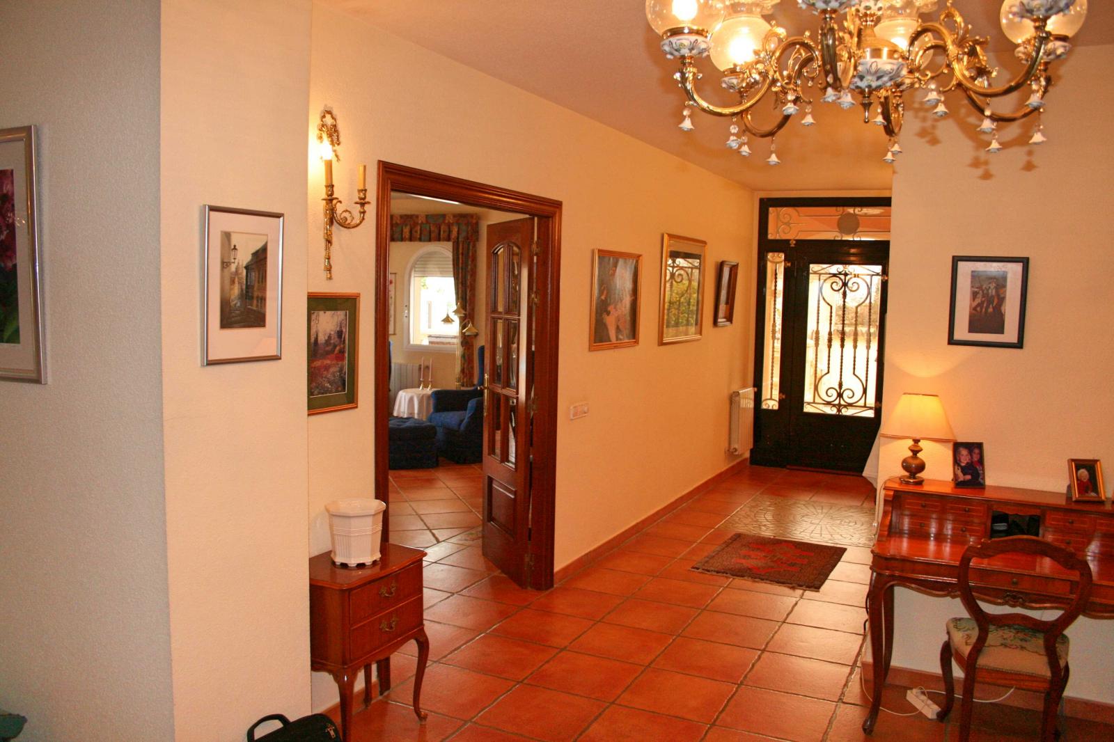 Venta. Villa / Chalet en Alfaz del Pi