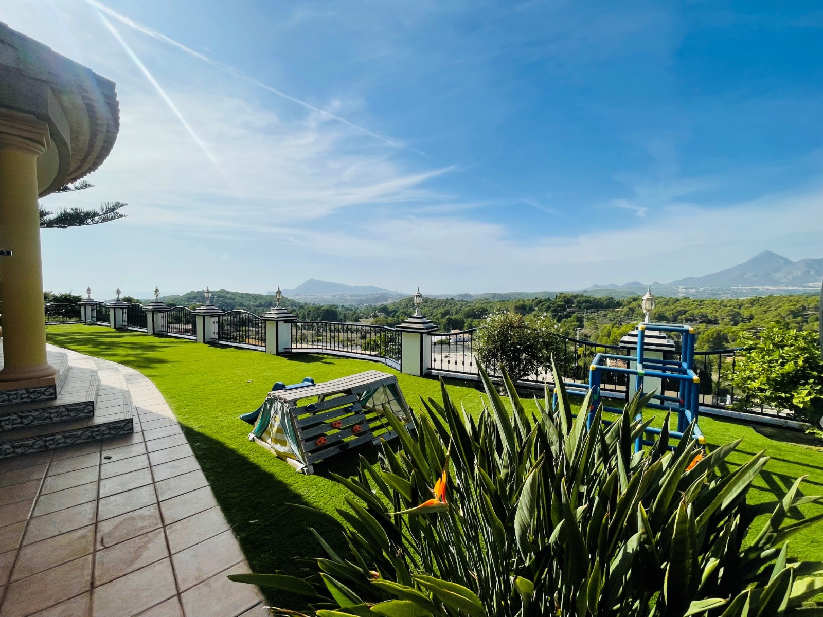 Venta. Chalet/Villa en Altea