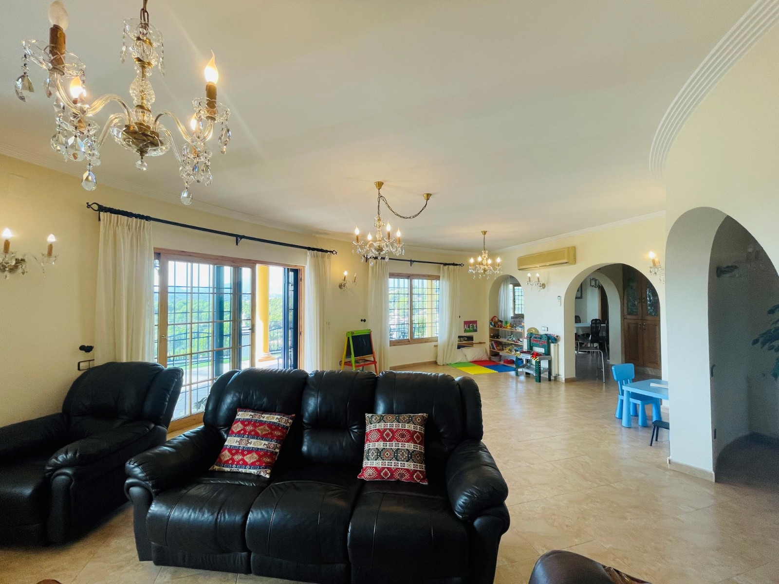 Venta. Chalet/Villa en Altea