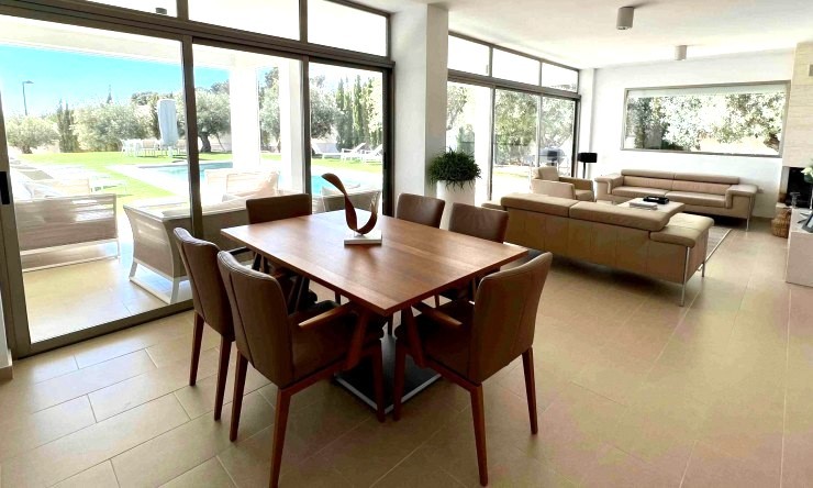 Verkauf. Villa in Altea