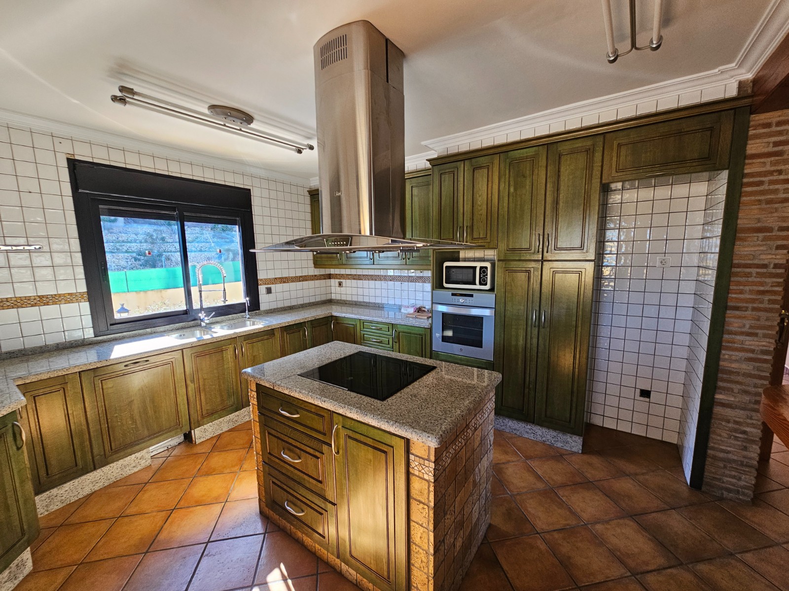 Venta. Chalet/Villa en Callosa de Ensarriá