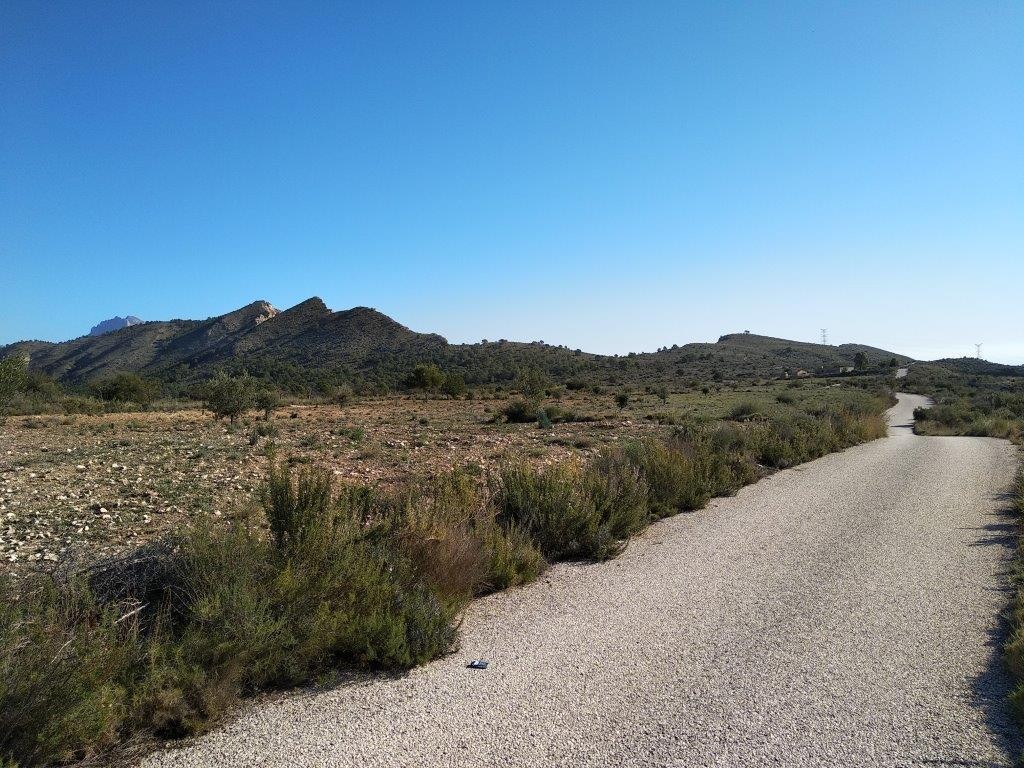 Venta. Local comercial en Relleu