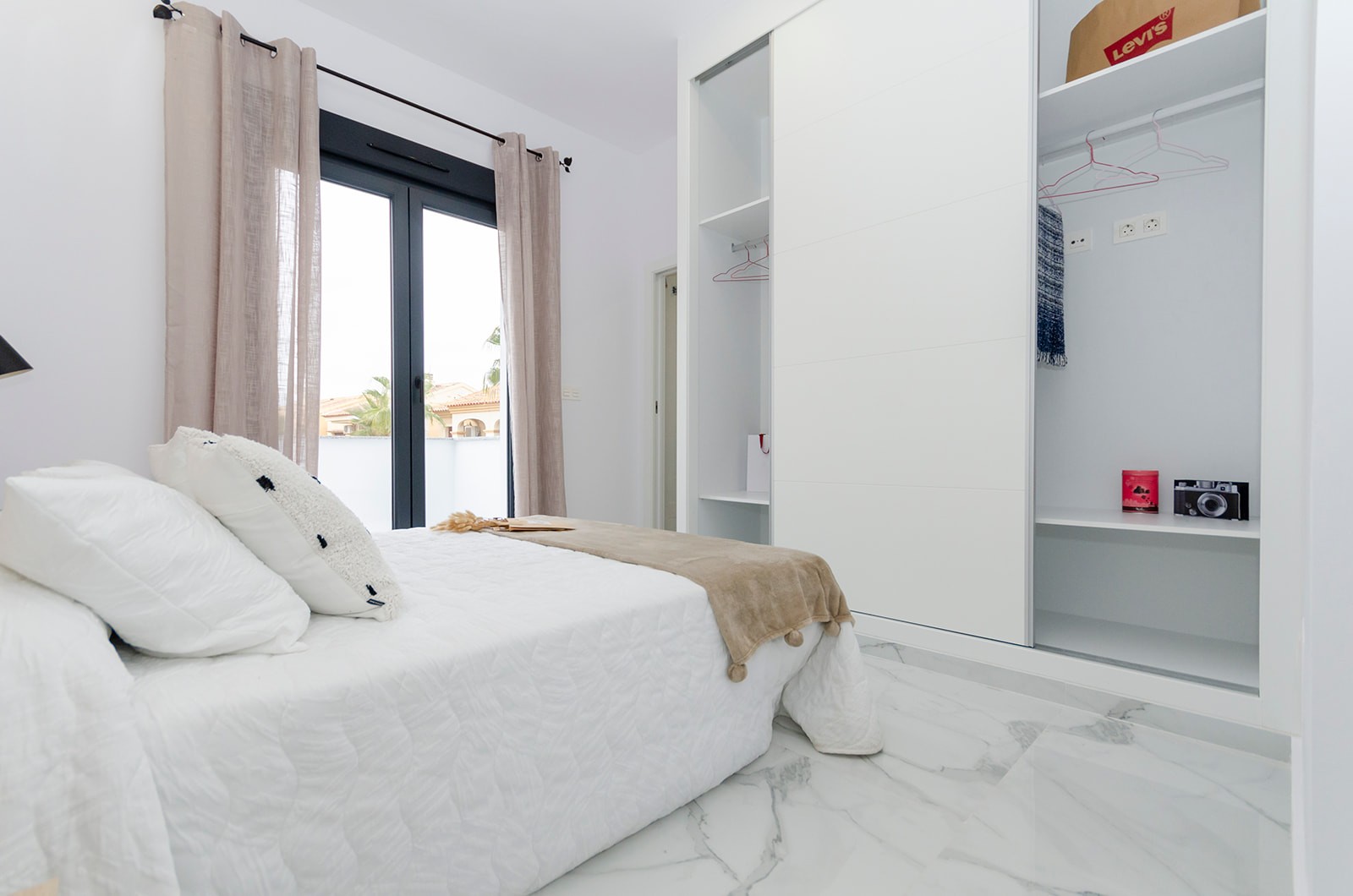 Venta. Chalet/Villa en Torrevieja
