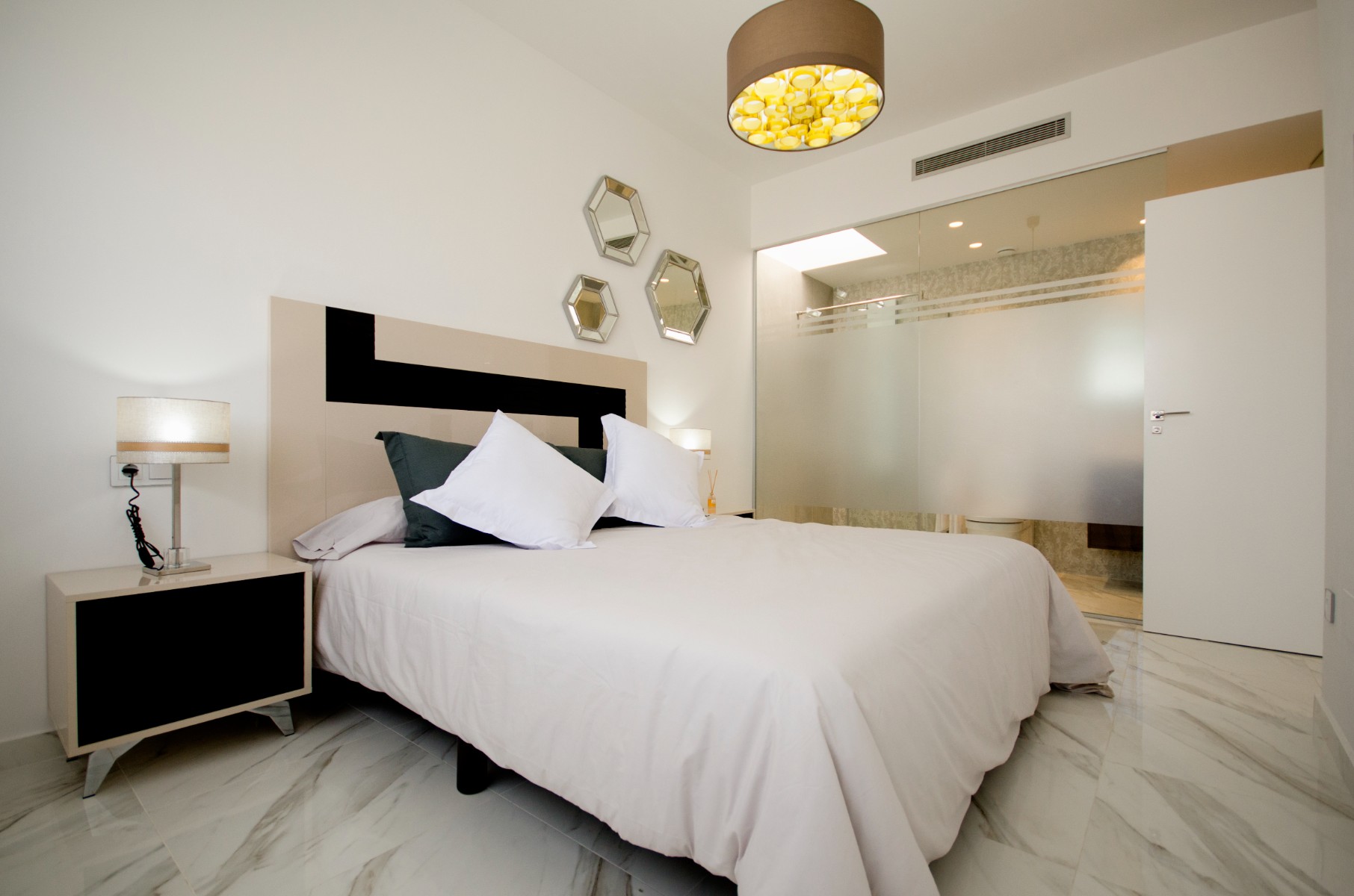 For Sale. Villa in Alicante