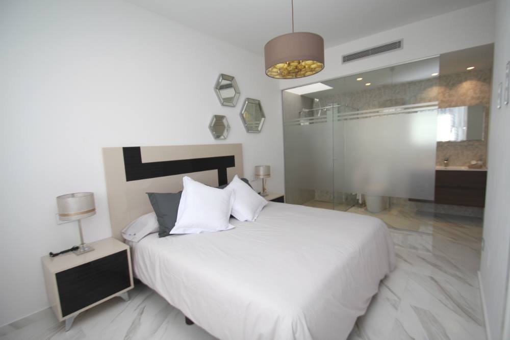 For Sale. Villa in Alicante